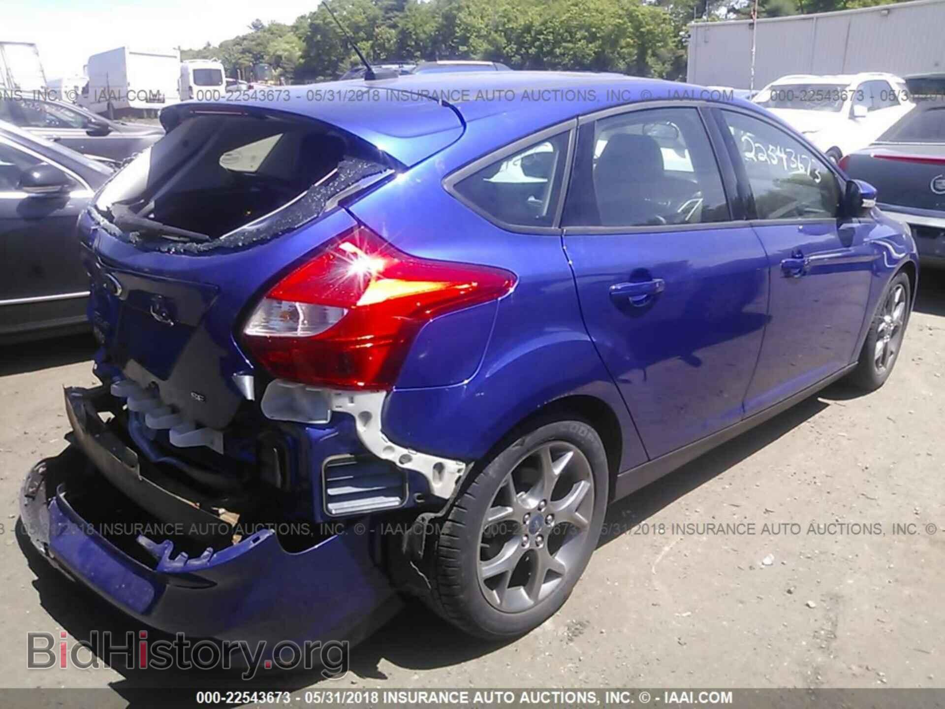 2014 Ford Focus - VIN: 1FADP3K20EL250802 - Photo 4