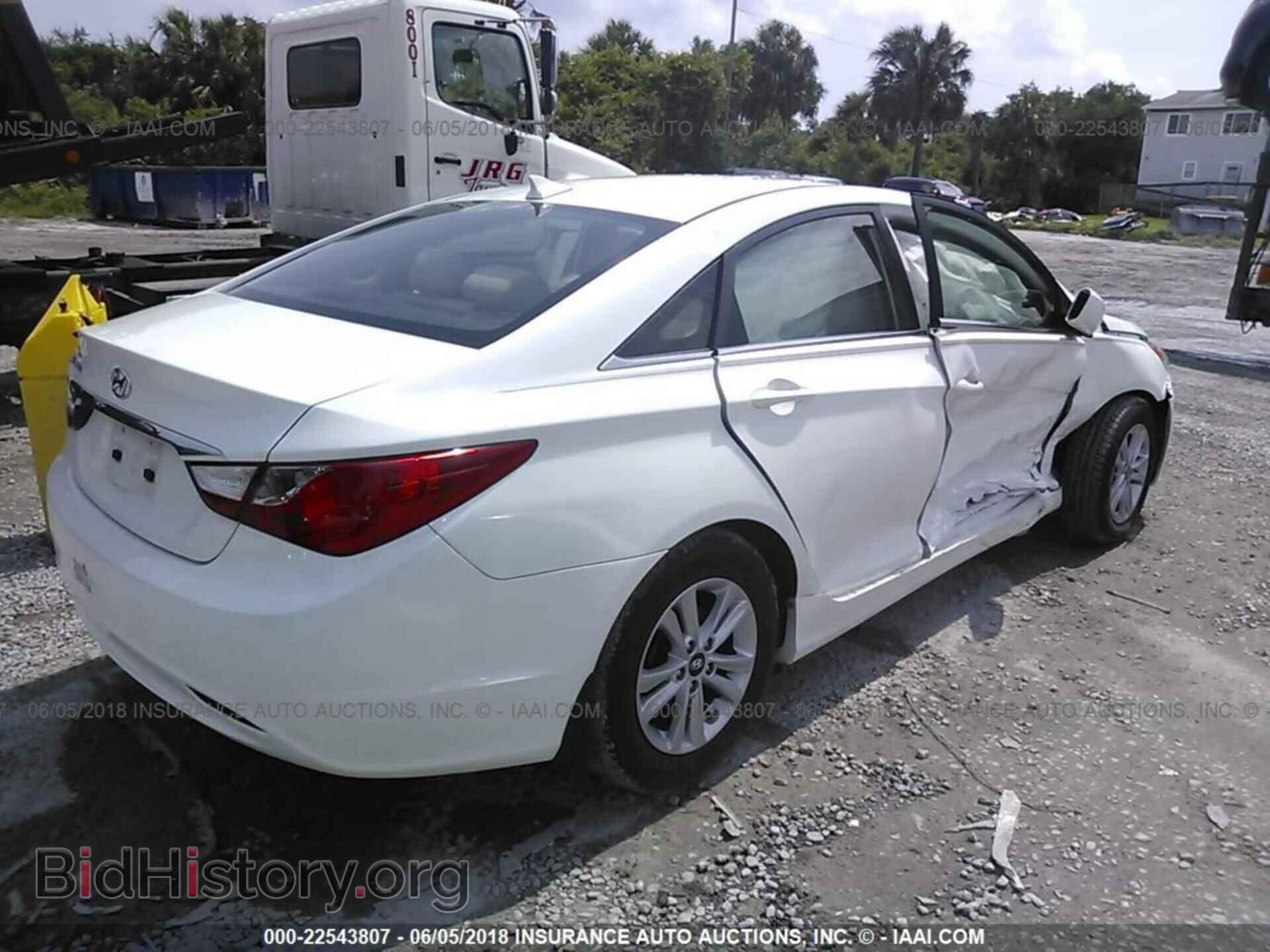 2012 Hyundai Sonata - VIN: 5NPEB4AC1CH382725 - Фото 4