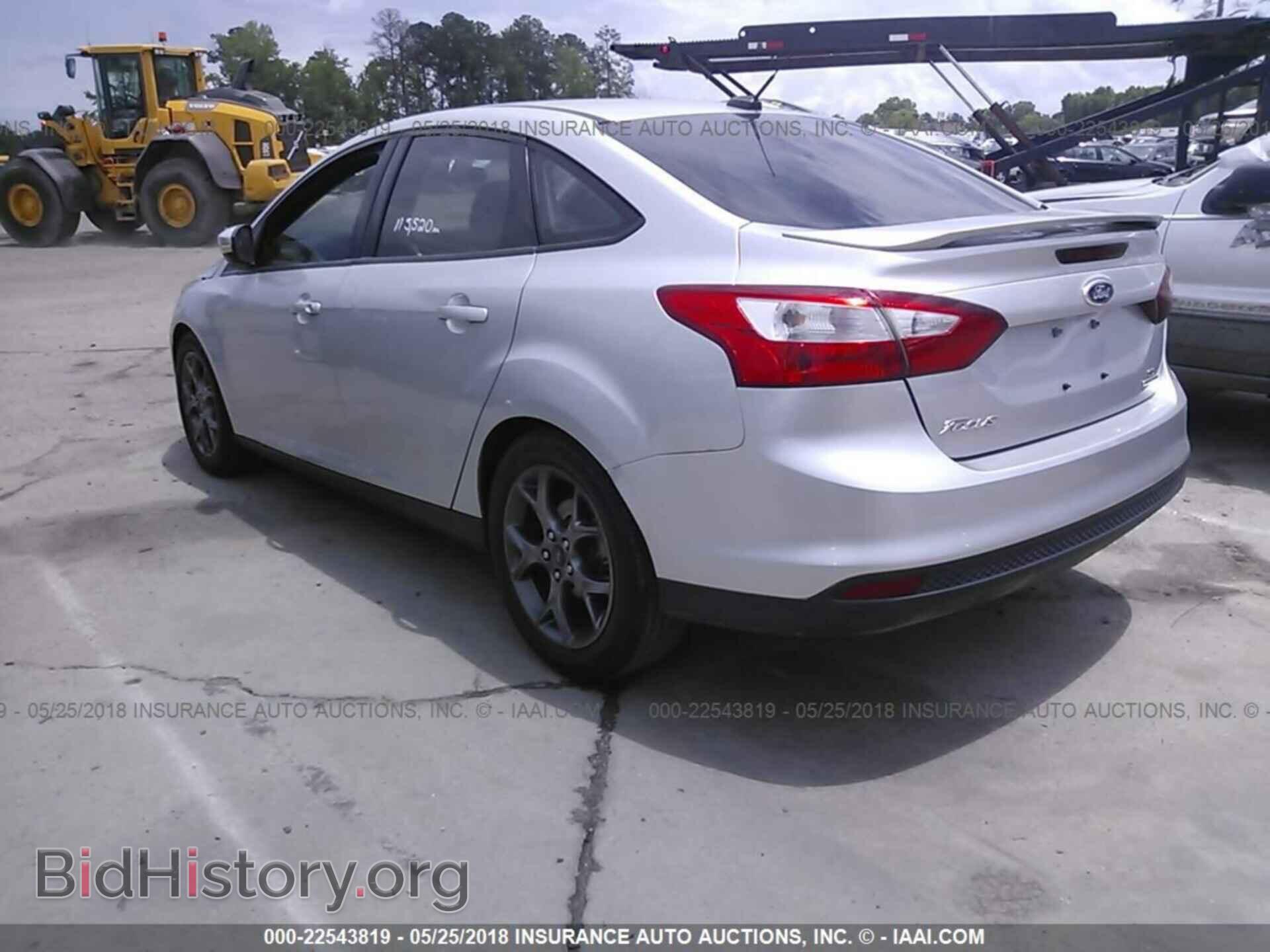 2013 Ford Focus - VIN: 1FADP3F27DL308638 - Photo 3