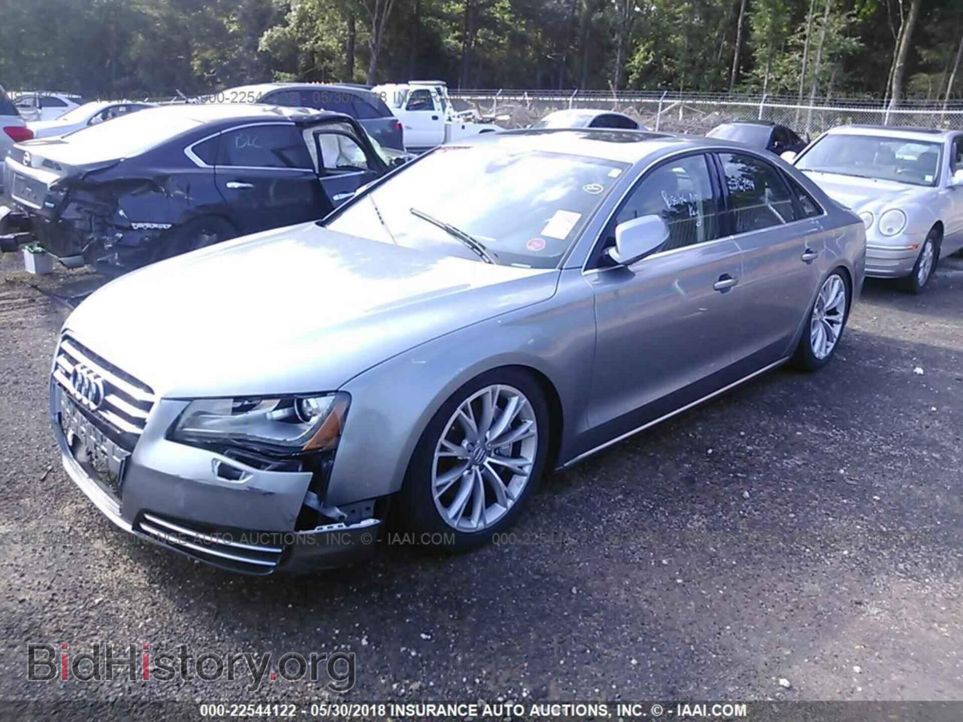 2013 Audi A8 - VIN: WAUAGAFD2DN012205 - Фото 2