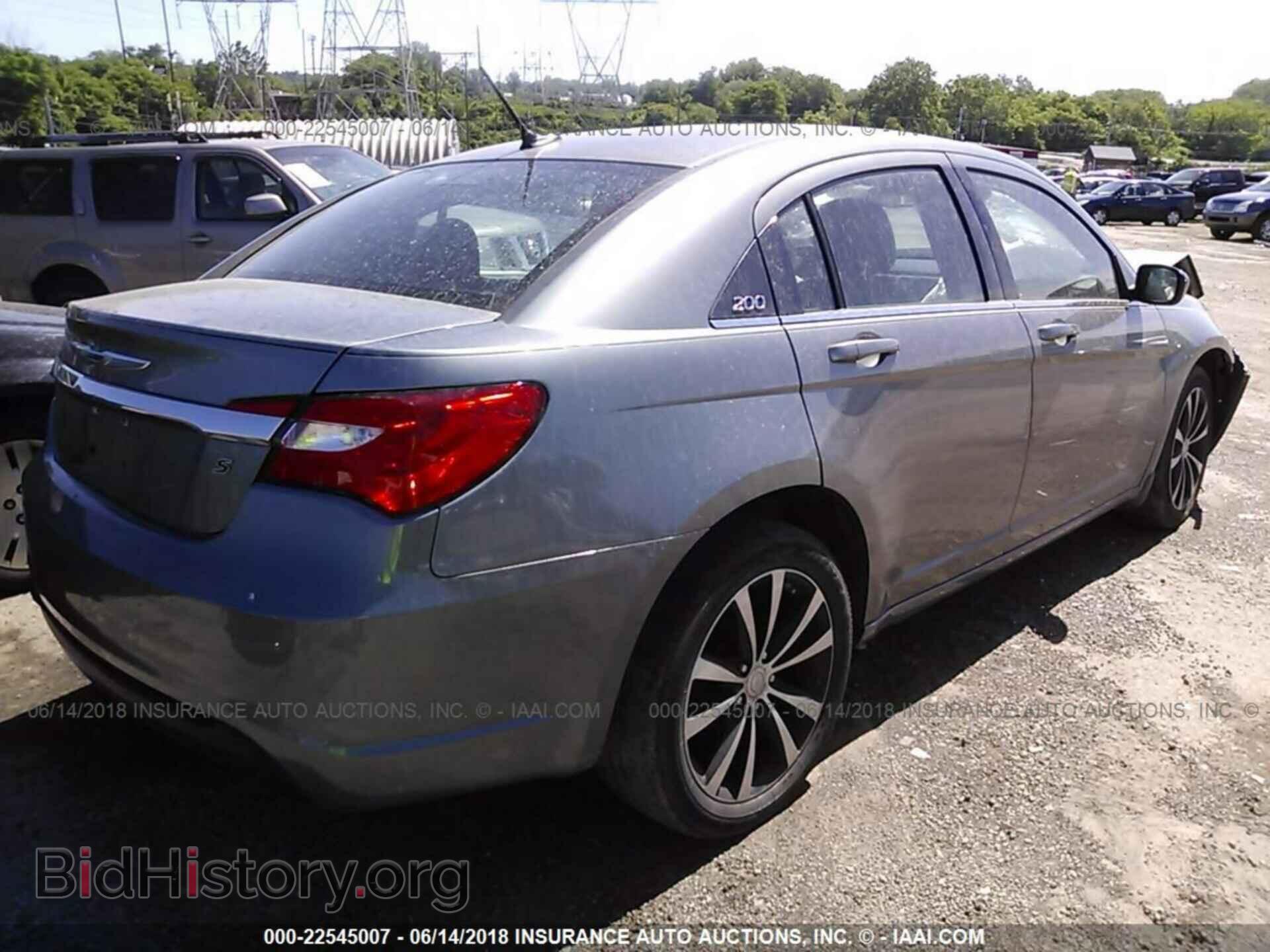 2012 Chrysler 200 - VIN: 1C3CCBHG8CN122490 - Фото 4