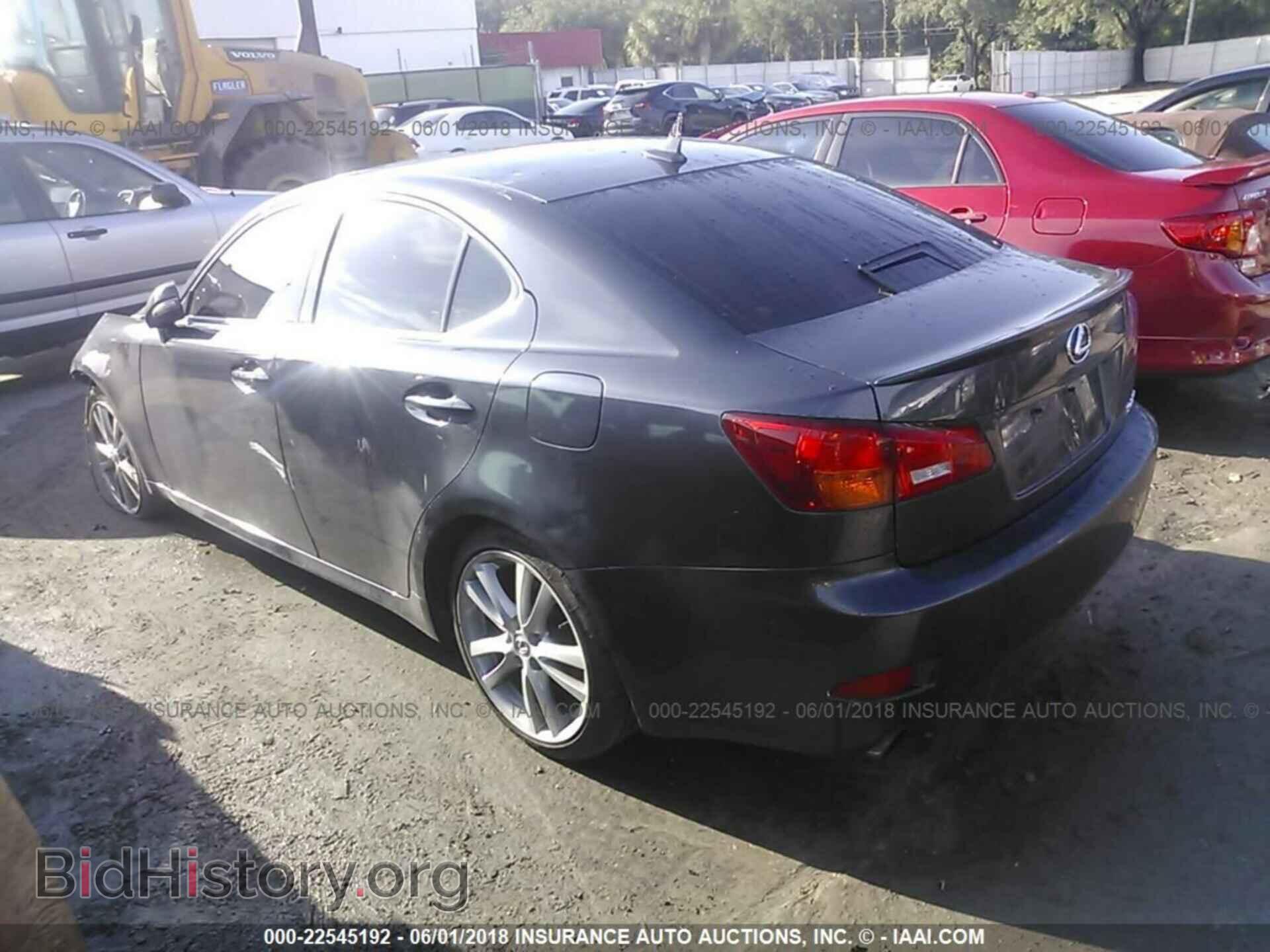 2011 Lexus Is - VIN: JTHCF5C25B5046630 - Photo 3