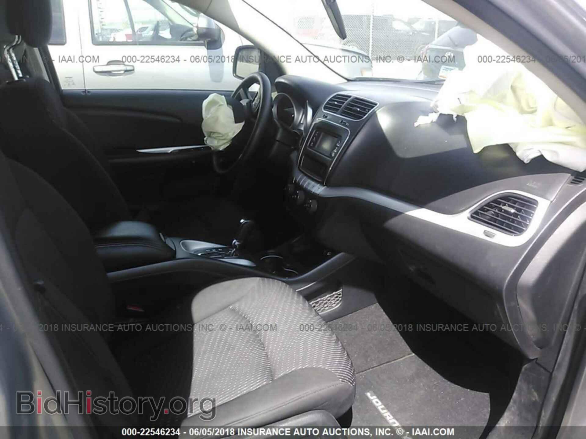 2016 Dodge Journey - VIN: 3C4PDCBB5GT181127 - Photo 5