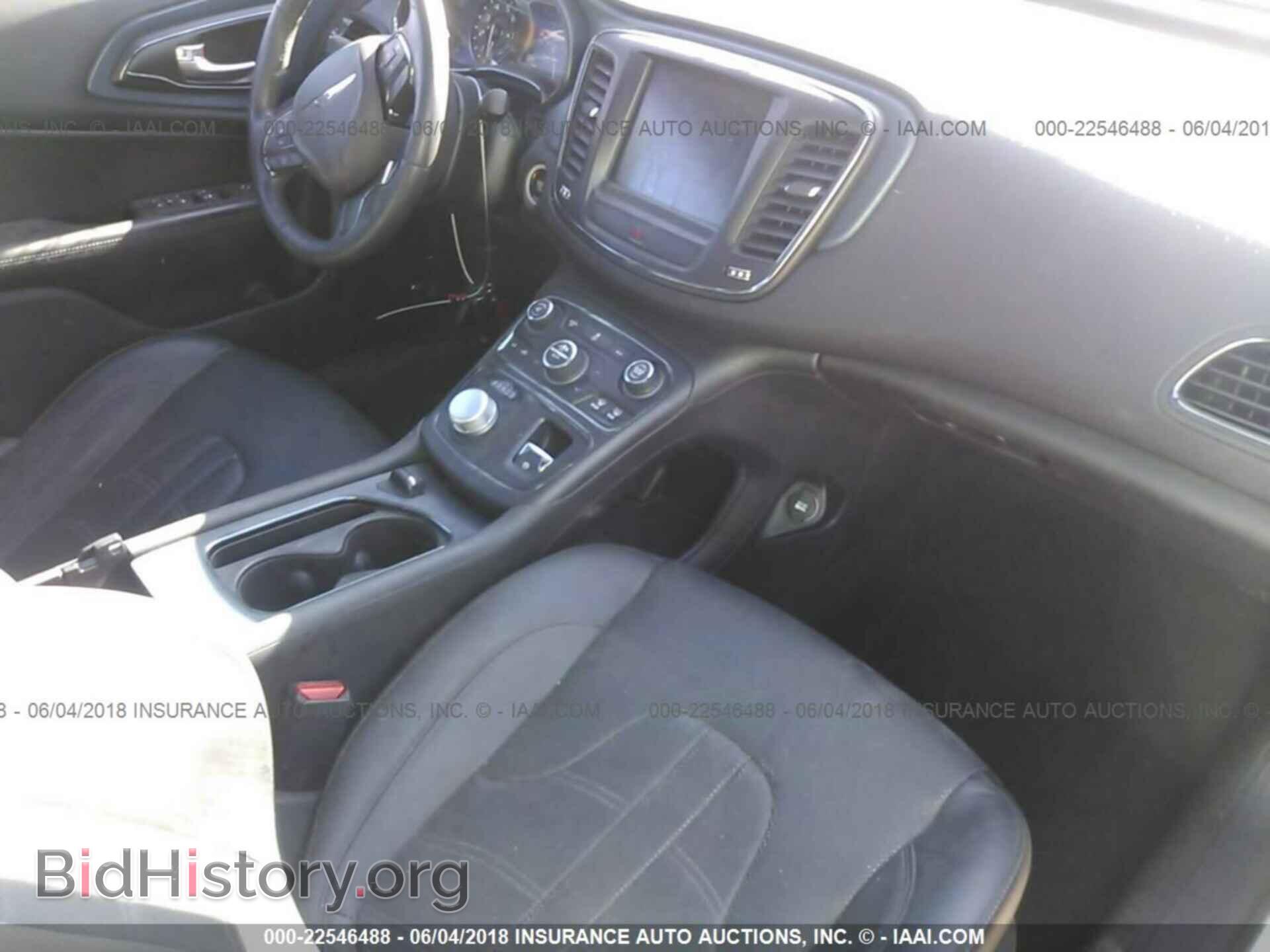 2015 Chrysler 200 - VIN: 1C3CCCBG8FN698521 - Photo 5