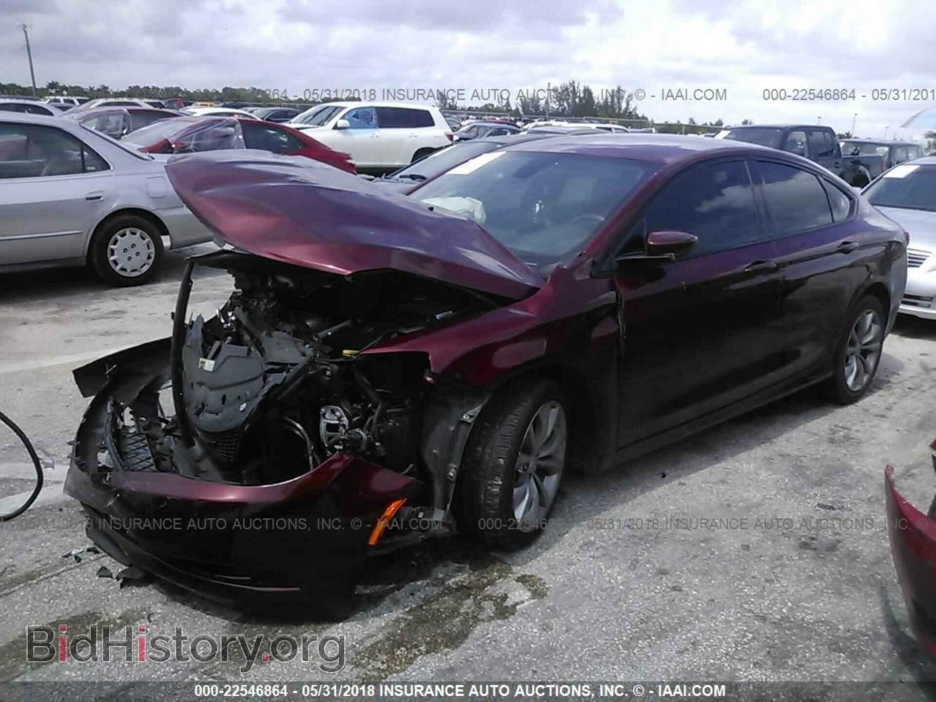2015 Chrysler 200 - VIN: 1C3CCCBB1FN732643 - Photo 2