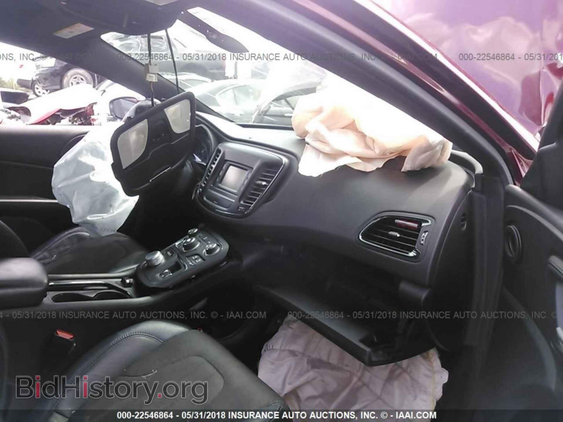 2015 Chrysler 200 - VIN: 1C3CCCBB1FN732643 - Photo 5