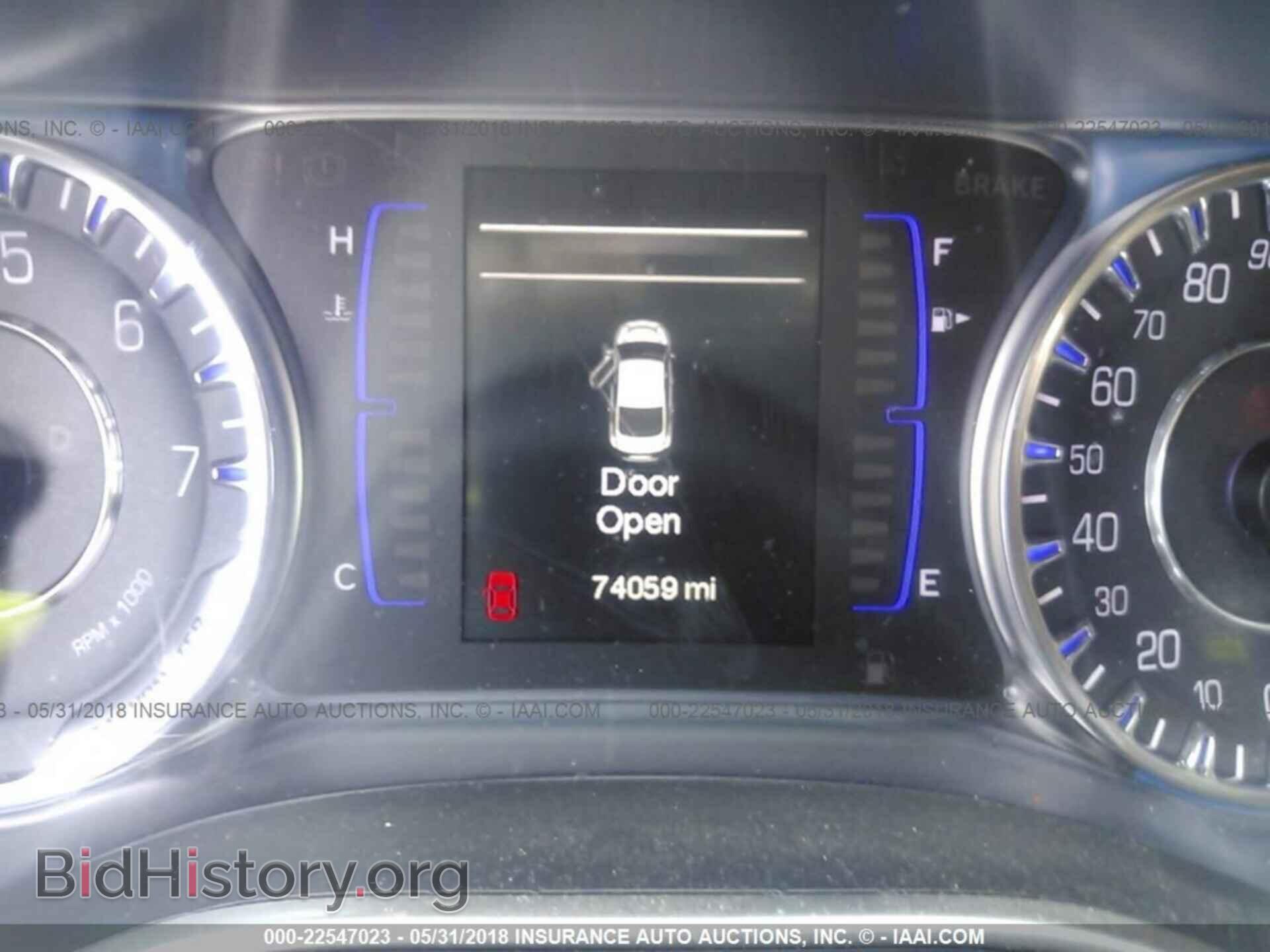 2015 Chrysler 200 - VIN: 1C3CCCAB5FN688082 - Photo 7