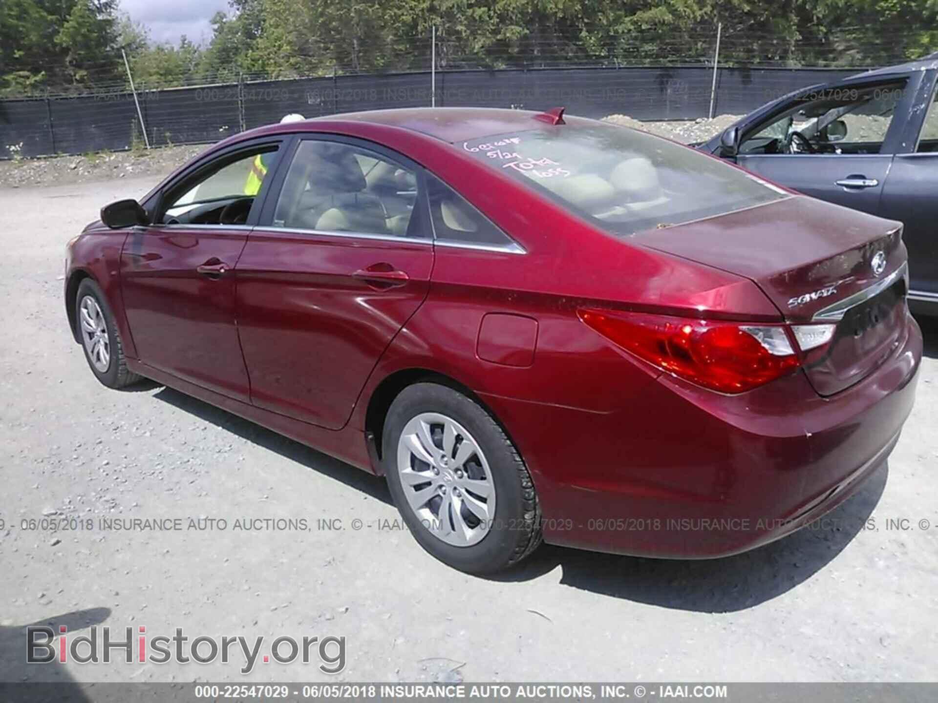 2012 Hyundai Sonata - VIN: 5NPEB4AC2CH439322 - Фото 3
