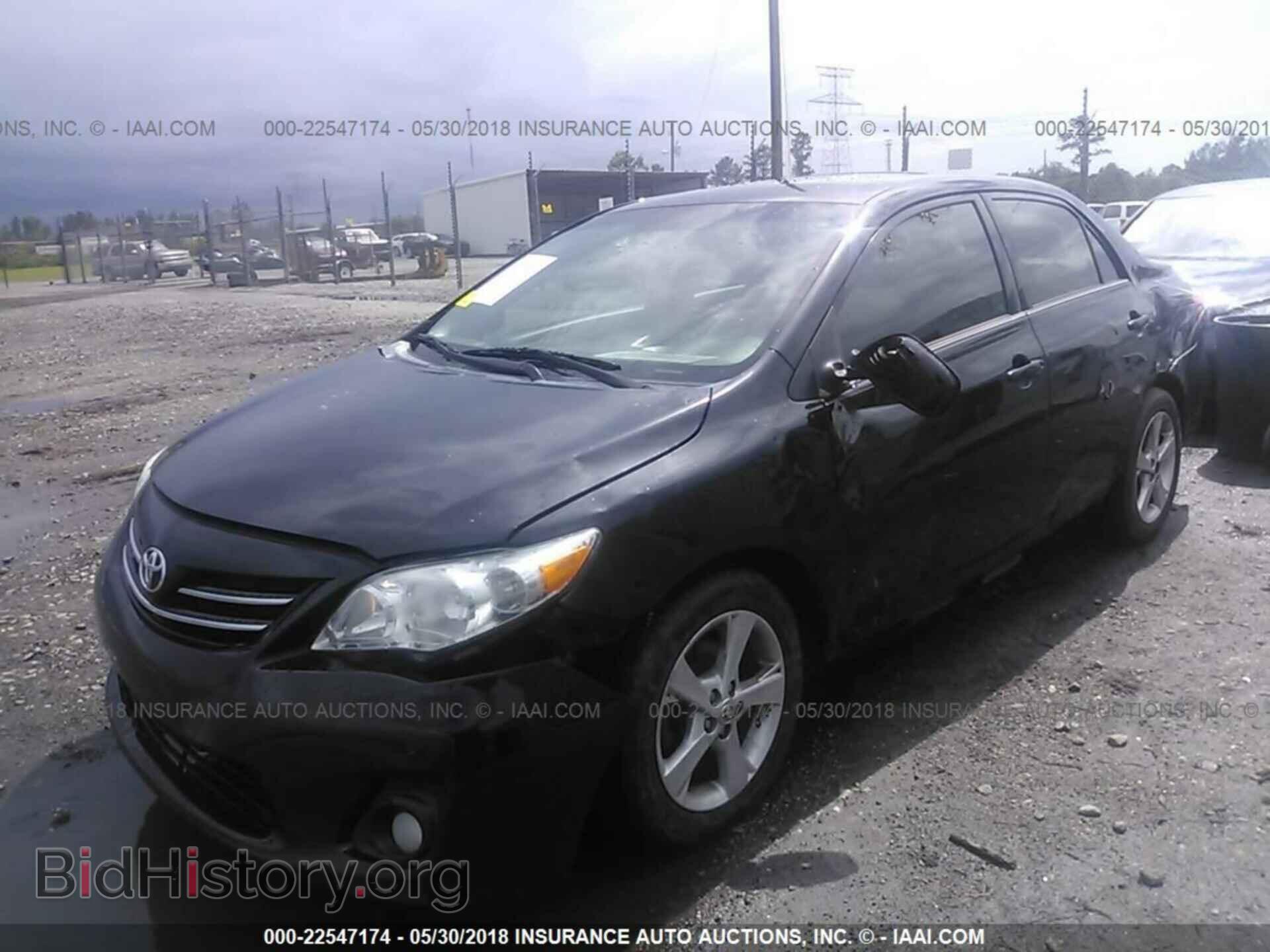 2013 Toyota Corolla - VIN: 2T1BU4EEXDC094523 - Photo 2