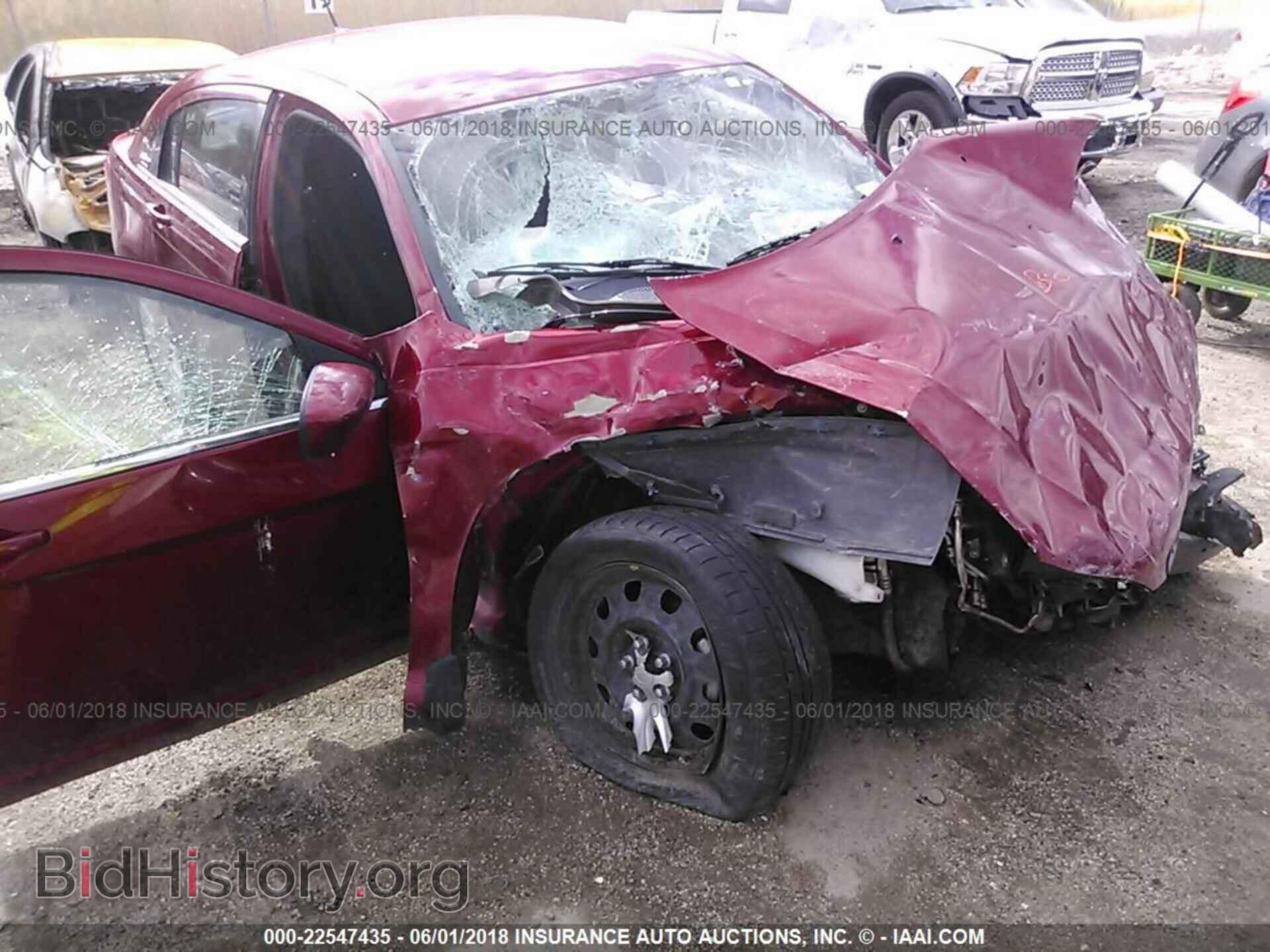 2014 Chrysler 200 - VIN: 1C3CCBAB9EN141213 - Photo 6