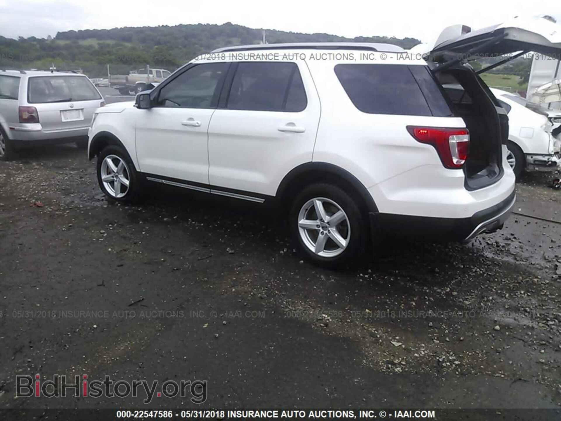 2016 Ford Explorer - VIN: 1FM5K8D88GGB02156 - Фото 3
