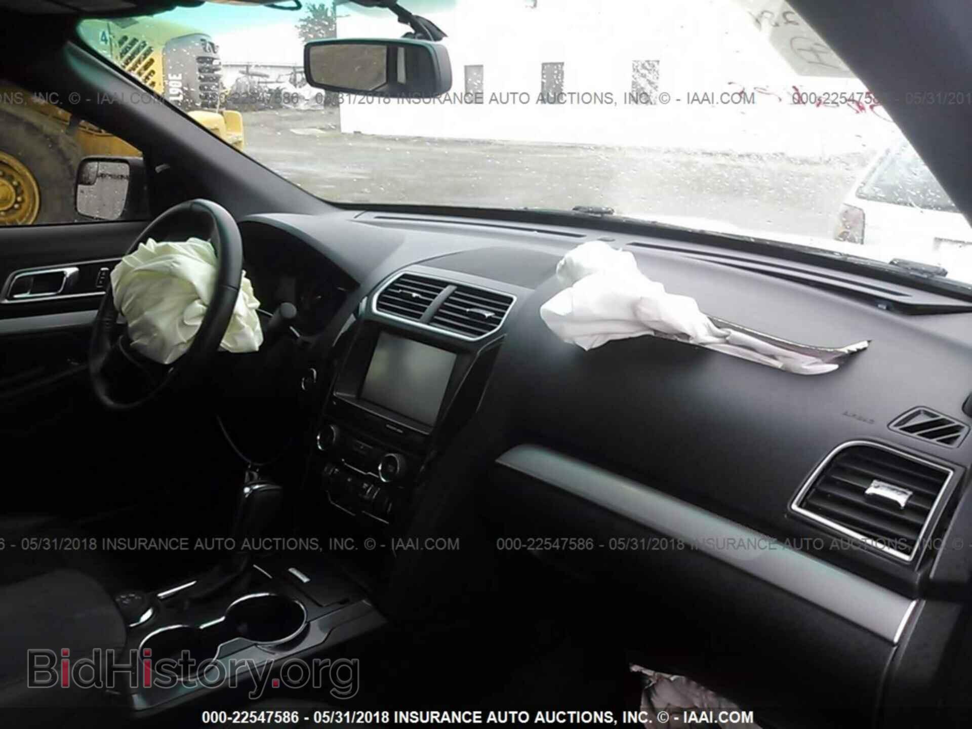 2016 Ford Explorer - VIN: 1FM5K8D88GGB02156 - Фото 5
