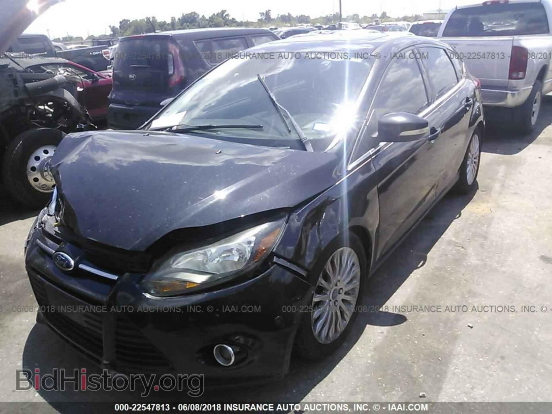 2012 Ford Focus - VIN: 1FAHP3N23CL377361 - Photo 2