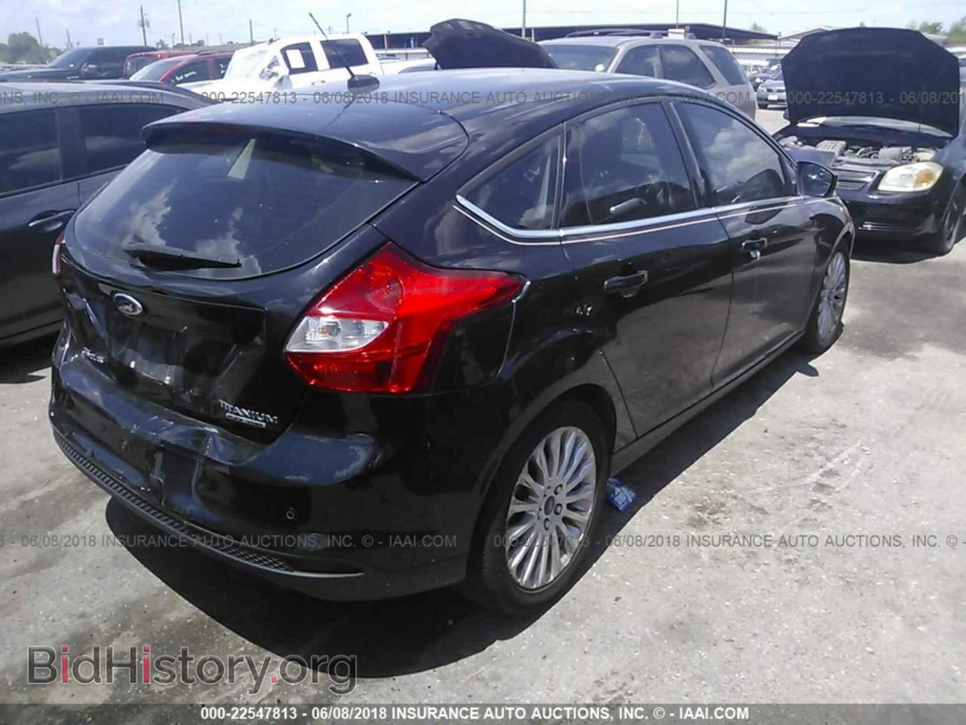 2012 Ford Focus - VIN: 1FAHP3N23CL377361 - Photo 4