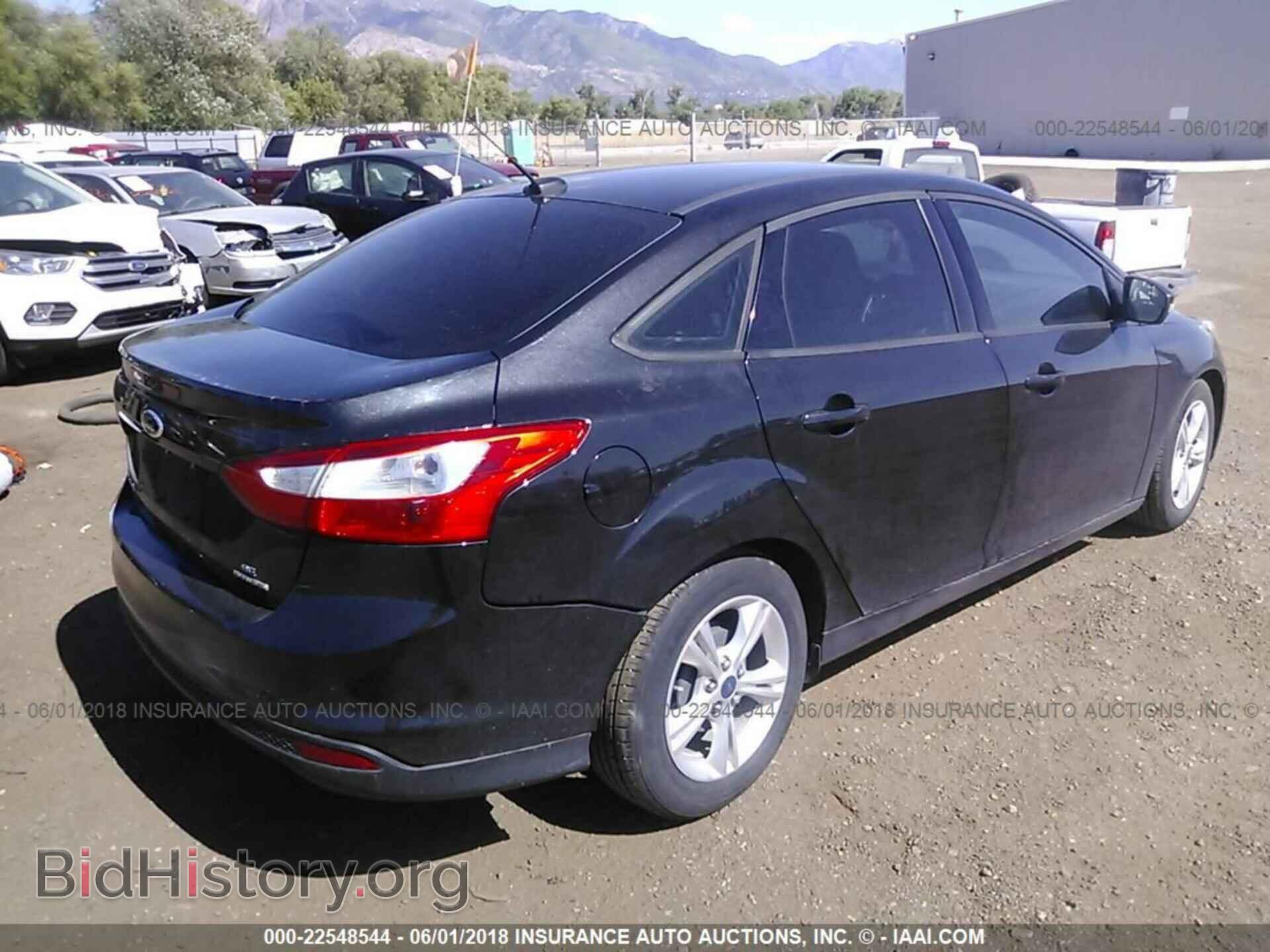 2013 Ford Focus - VIN: 1FADP3F25DL212927 - Photo 4
