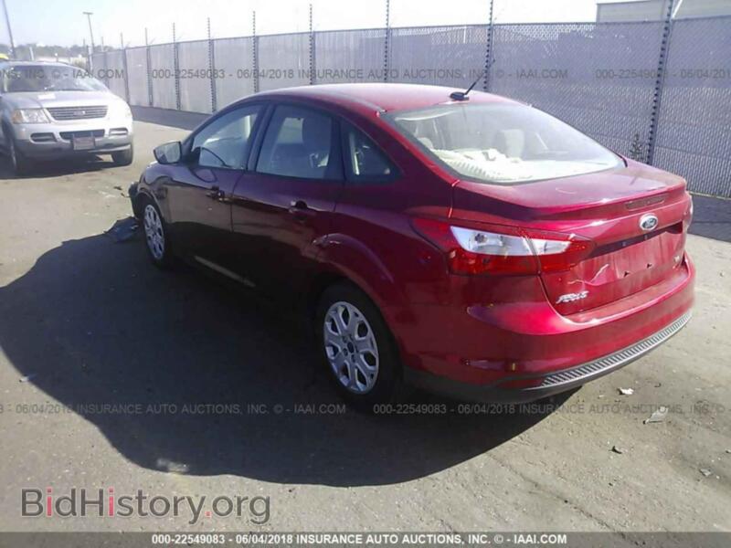 2012 Ford FOCUS (VIN 1FAHP3F29CL355735) — photo 3 of 10
