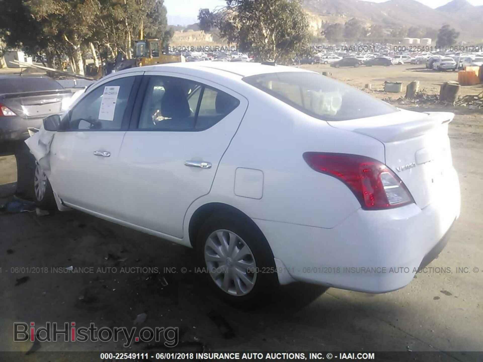 2016 Nissan Versa - VIN: 3N1CN7AP1GL913028 - Фото 3