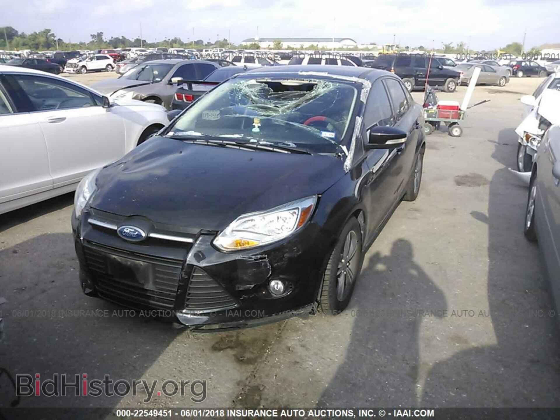 2014 Ford Focus - VIN: 1FADP3F21EL286573 - Фото 2
