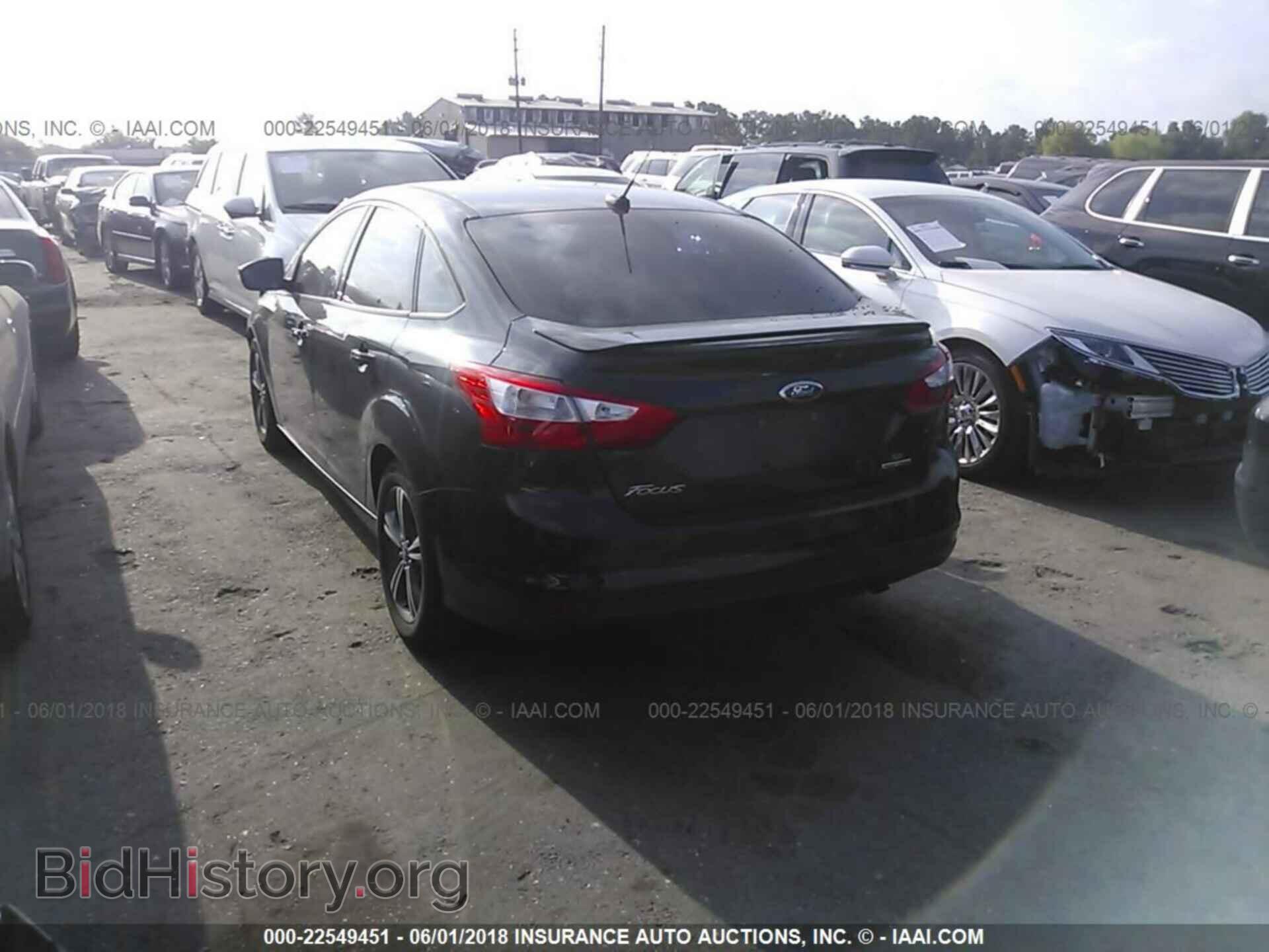 2014 Ford Focus - VIN: 1FADP3F21EL286573 - Фото 3