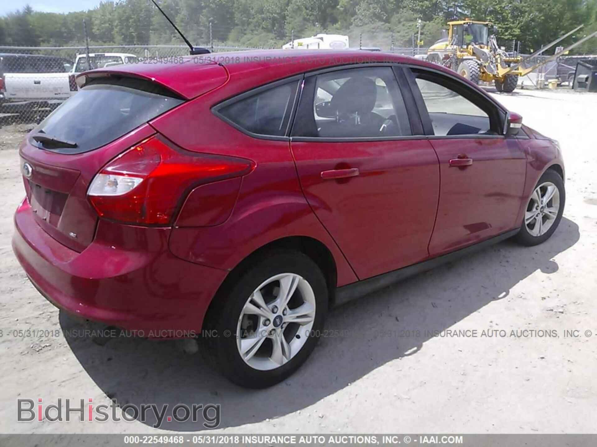2012 Ford Focus - VIN: 1FAHP3K20CL441733 - Photo 4