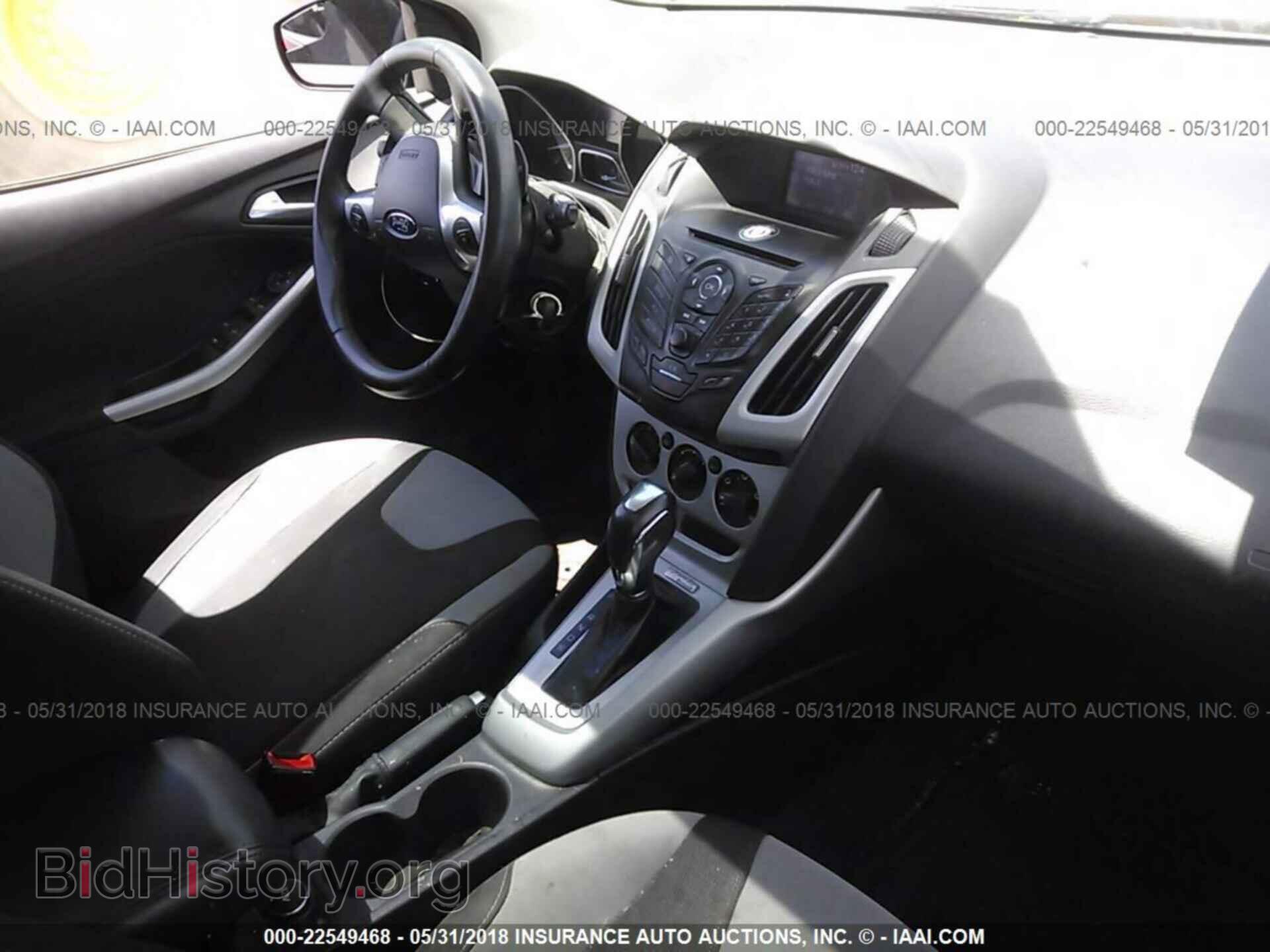 2012 Ford Focus - VIN: 1FAHP3K20CL441733 - Photo 5