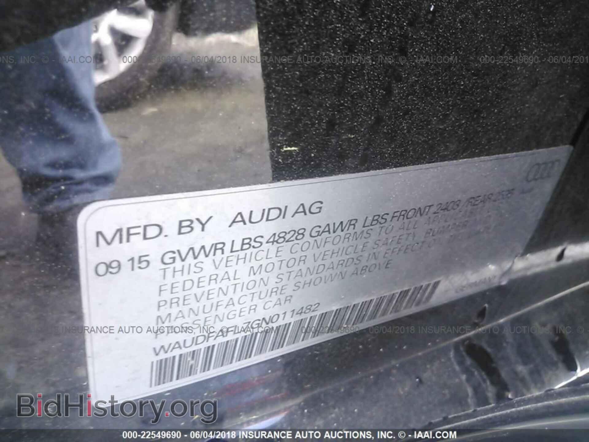 2016 Audi A4 - VIN: WAUDFAFL7GN011482 - Фото 9