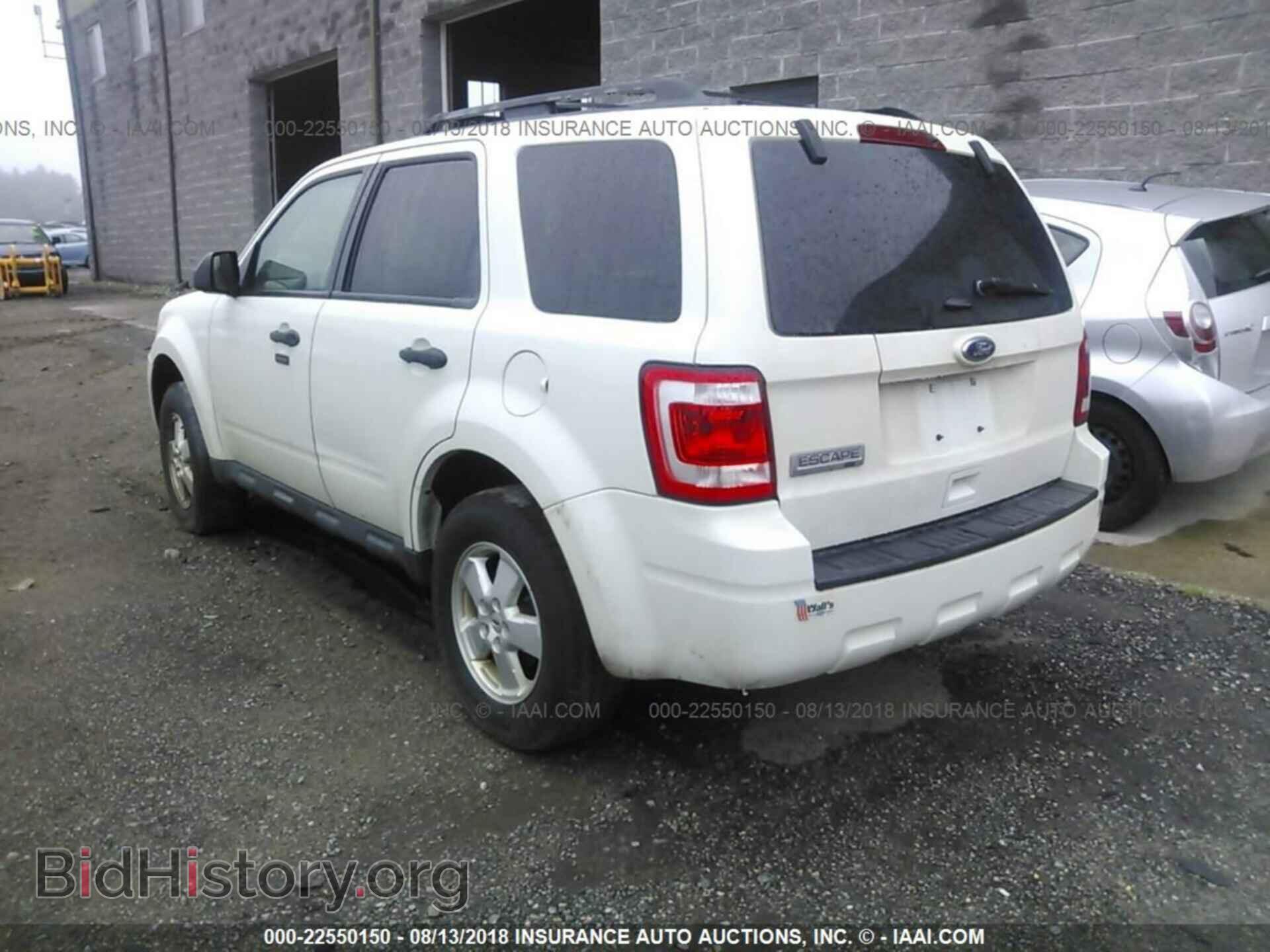 2012 Ford Escape - VIN: 1FMCU0D7XCKA02576 - Фото 3