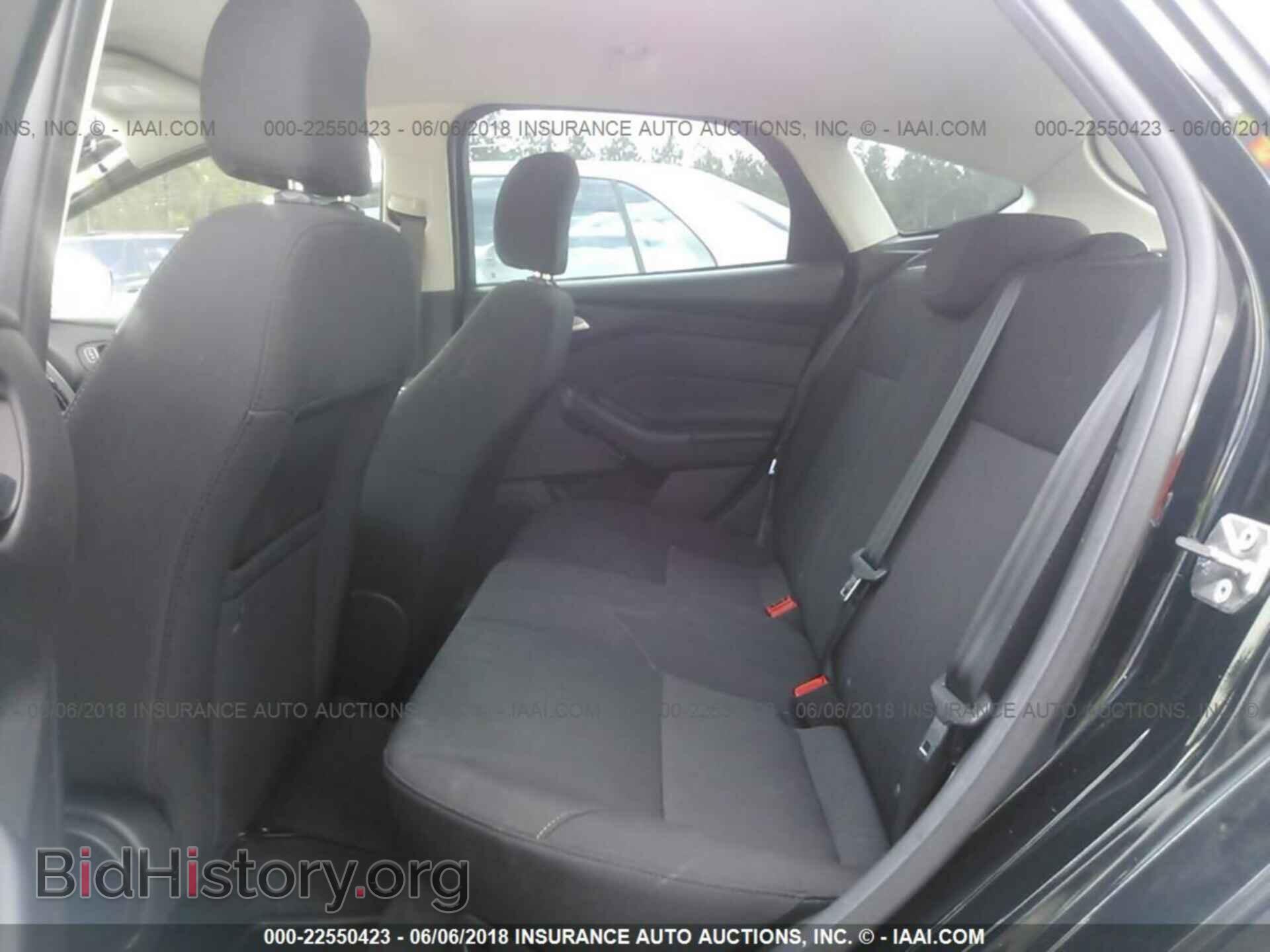 2017 Ford Focus - VIN: 1FADP3K23HL206877 - Фото 8