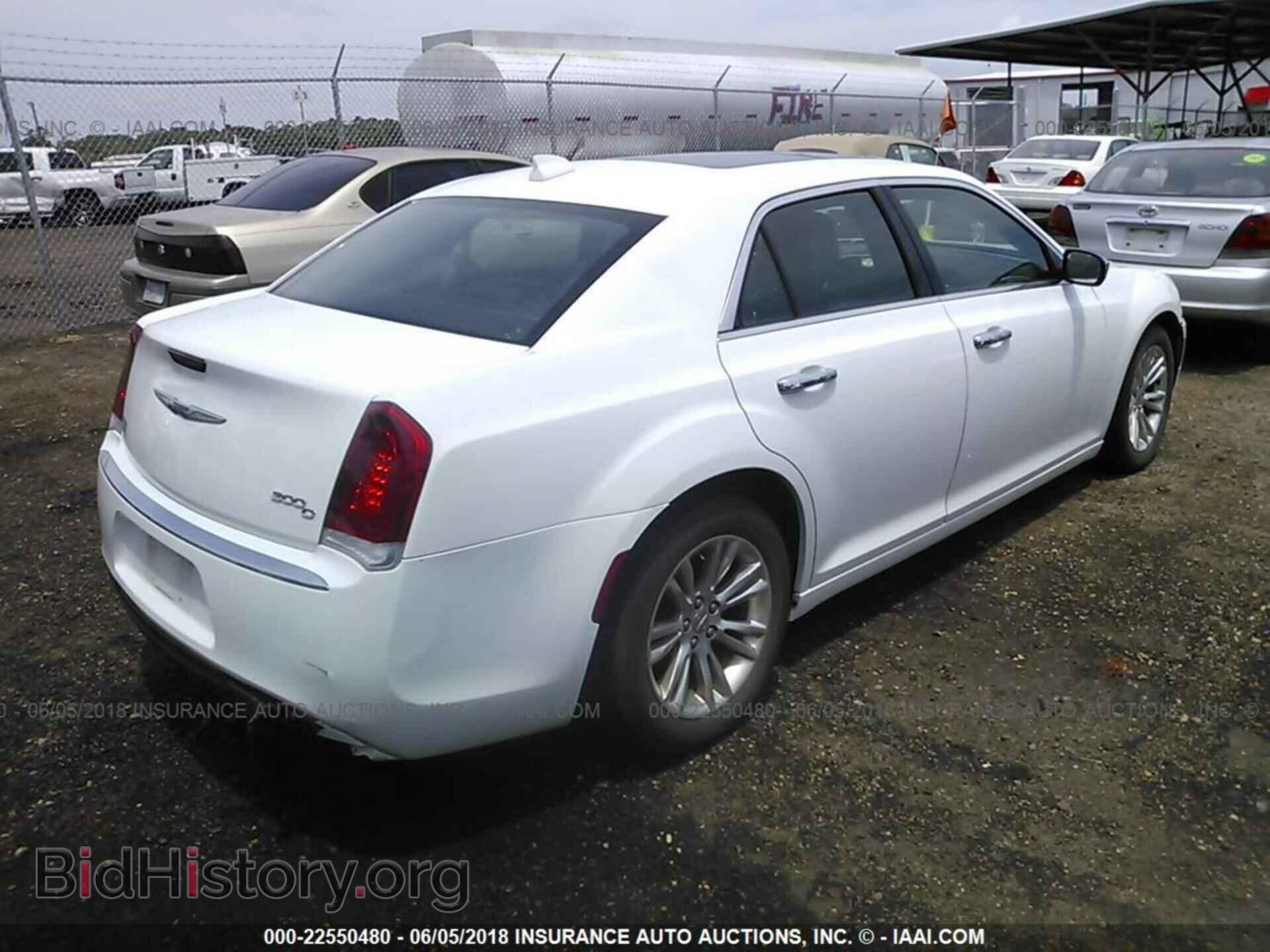 2016 Chrysler 300c - VIN: 2C3CCAEG3GH198115 - Фото 4