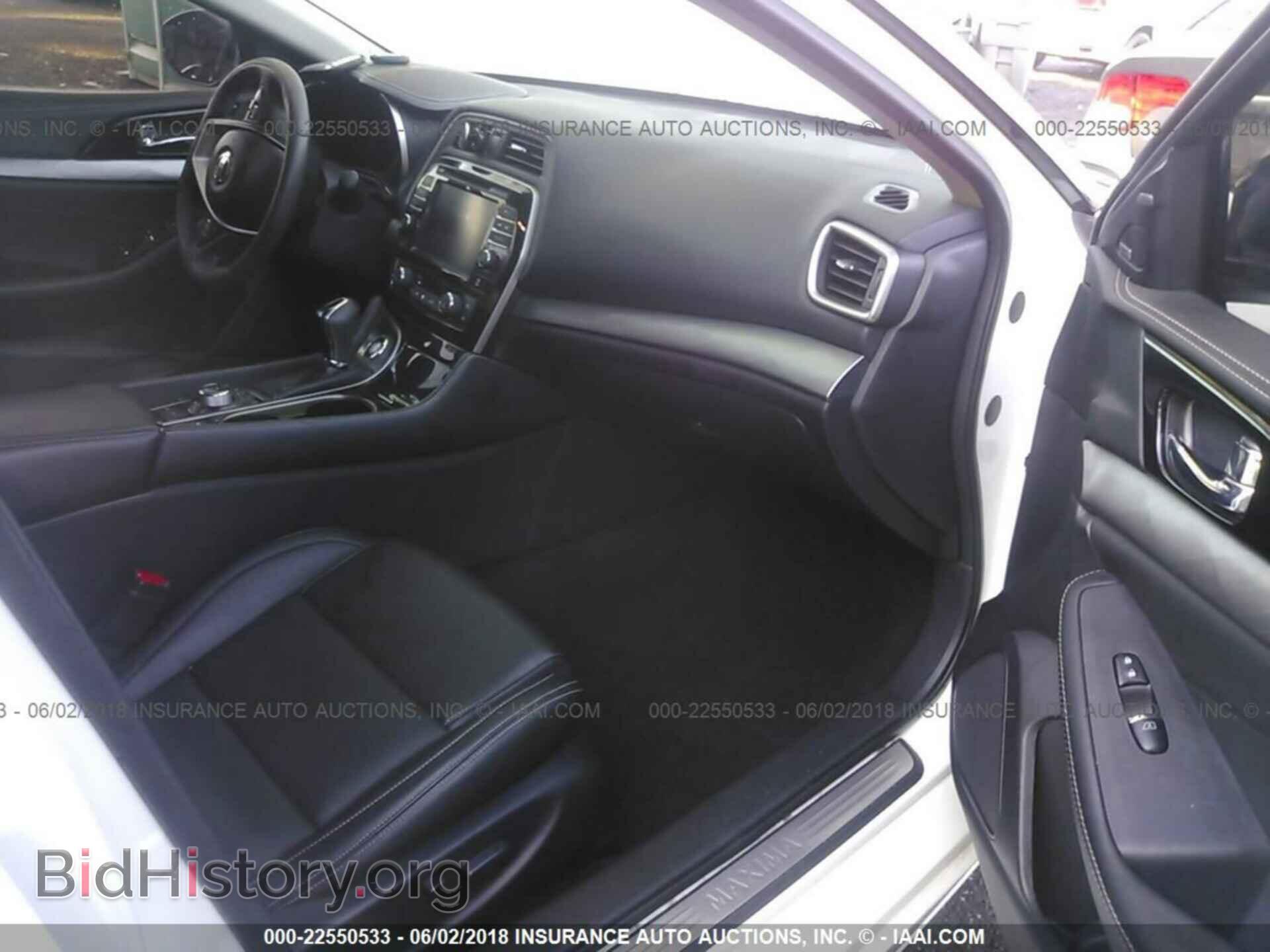2017 Nissan Maxima - VIN: 1N4AA6AP1HC411049 - Photo 5