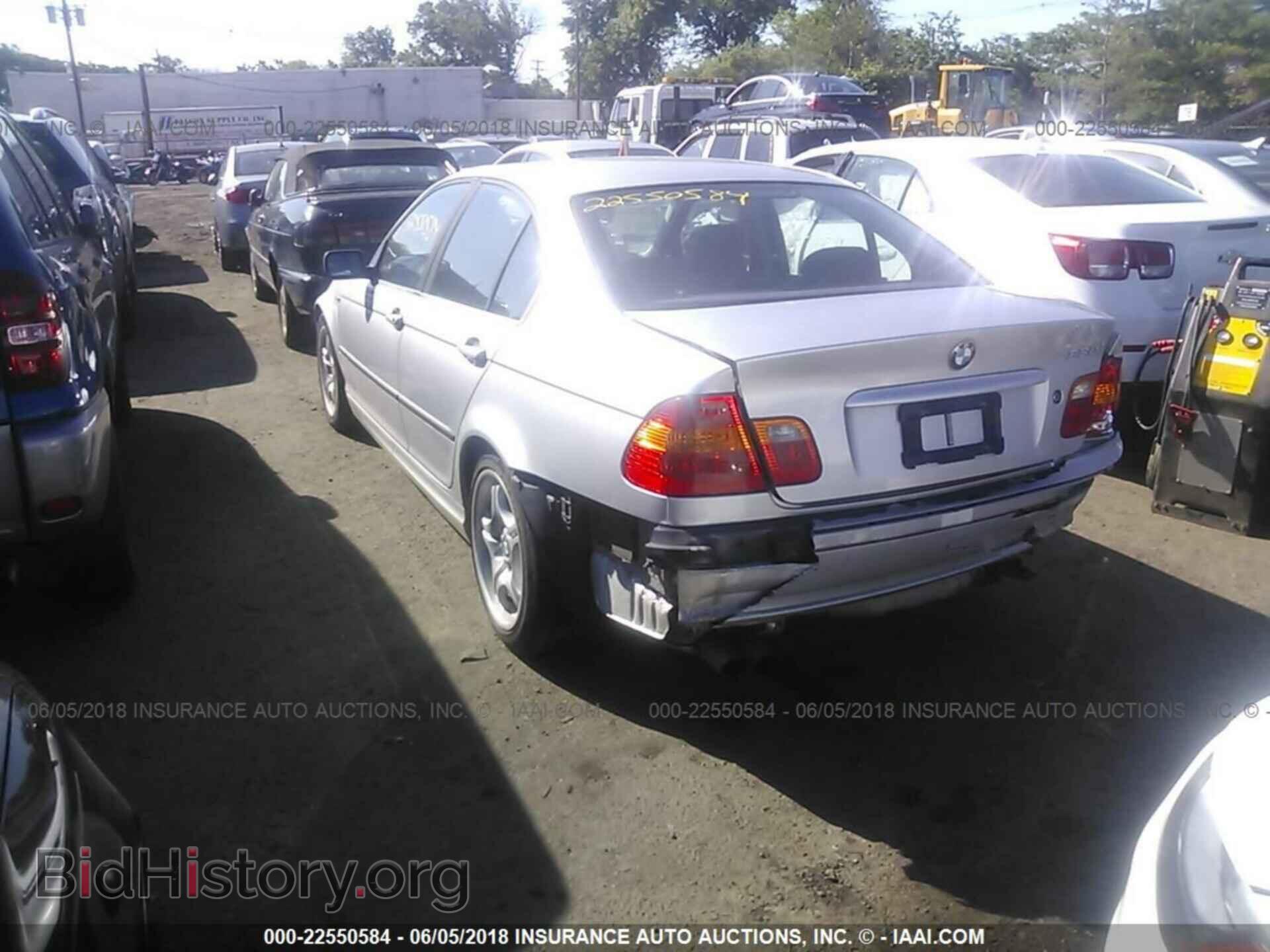 2002 BMW 330 - VIN: WBAEV53472KM21012 - Фото 3