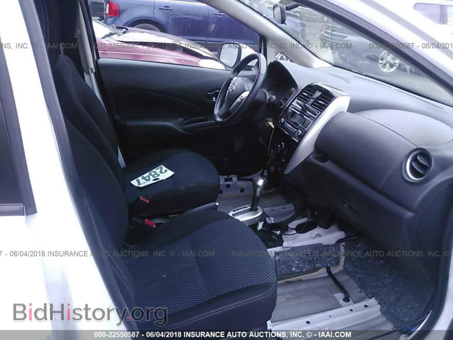 2015 Nissan Versa note - VIN: 3N1CE2CP4FL404162 - Photo 5