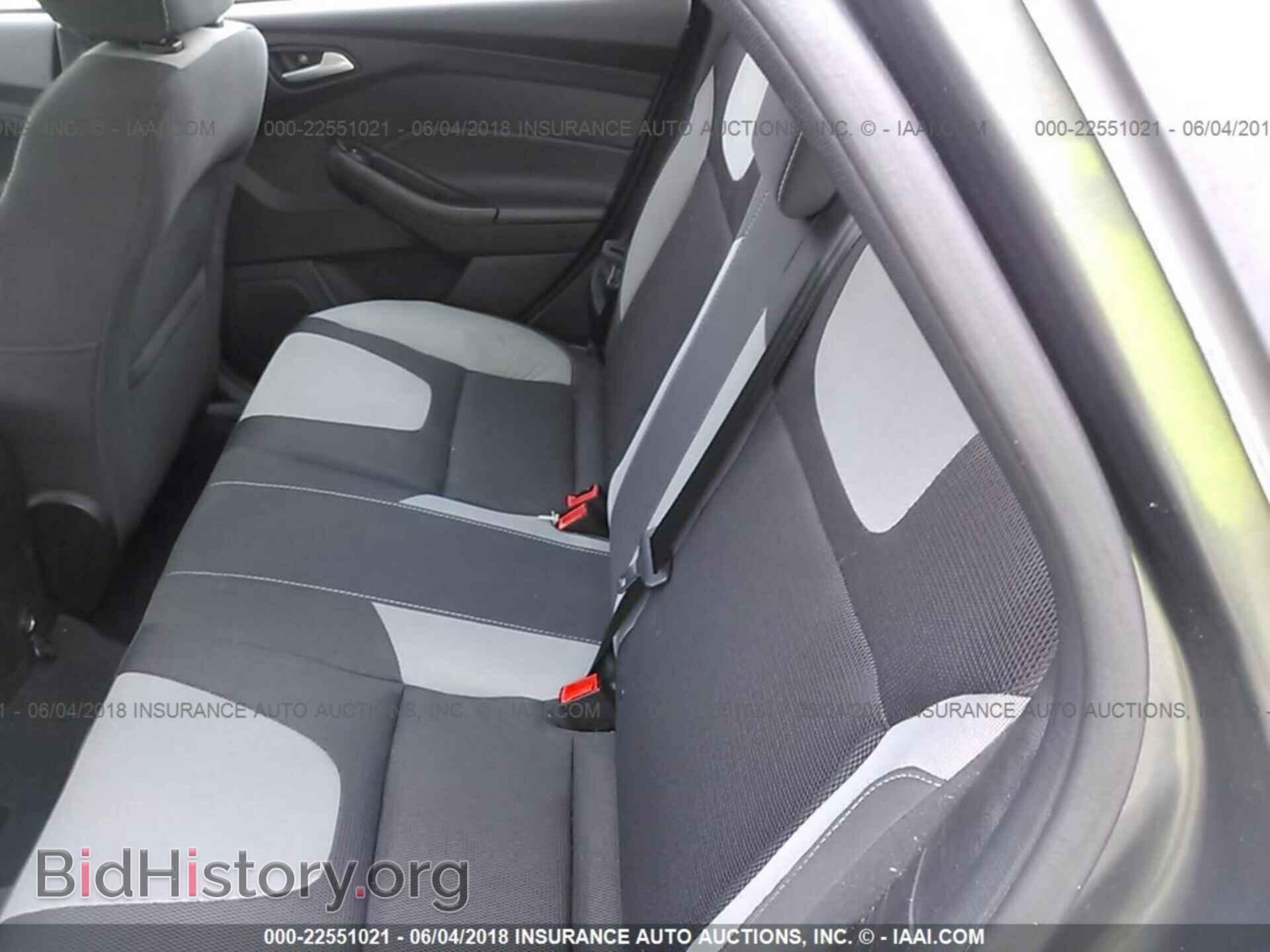 2014 Ford Focus - VIN: 1FADP3F20EL387359 - Photo 8