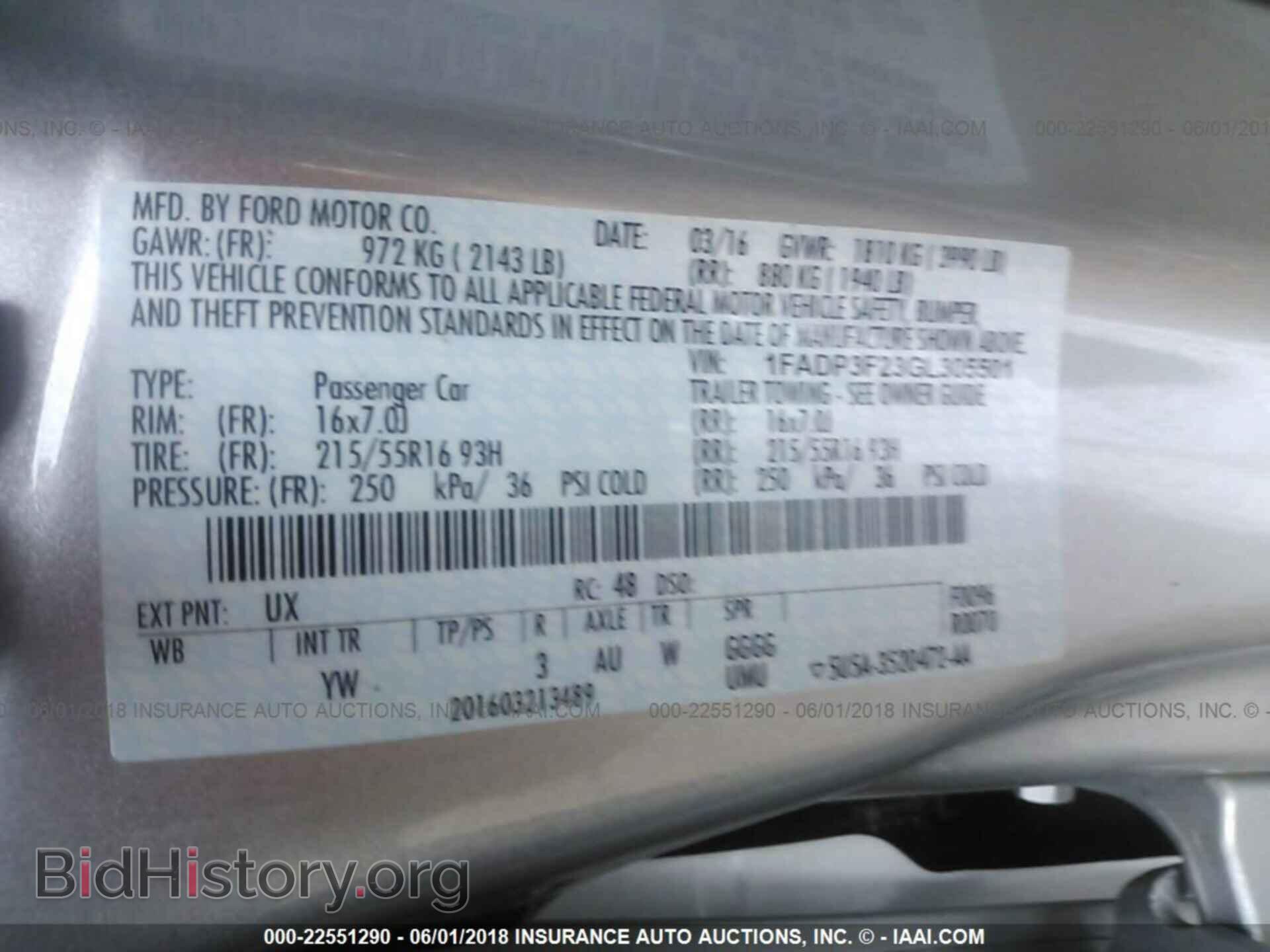 2016 Ford Focus - VIN: 1FADP3F23GL305501 - Photo 9