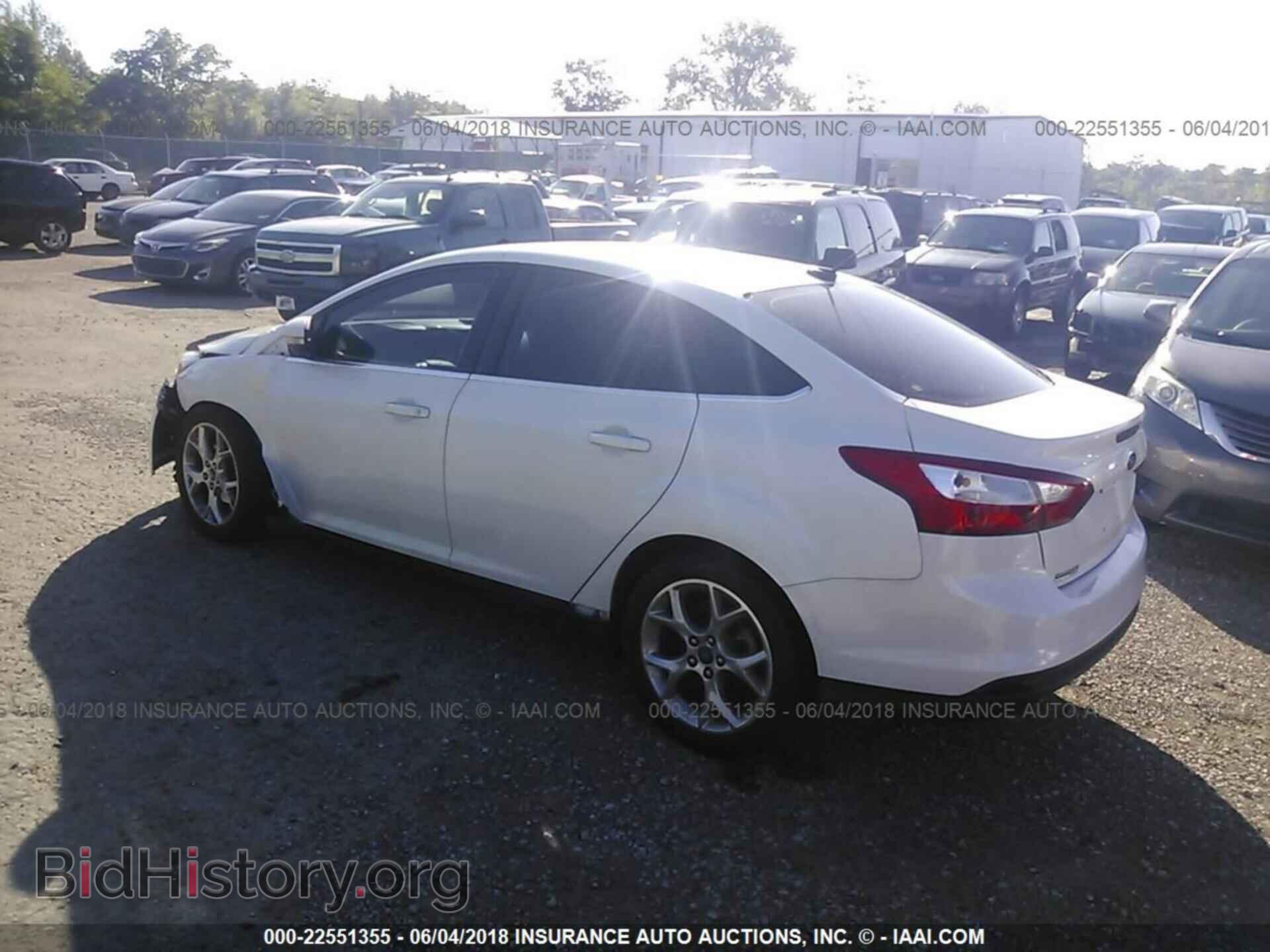 2012 Ford Focus - VIN: 1FAHP3H21CL302167 - Photo 3