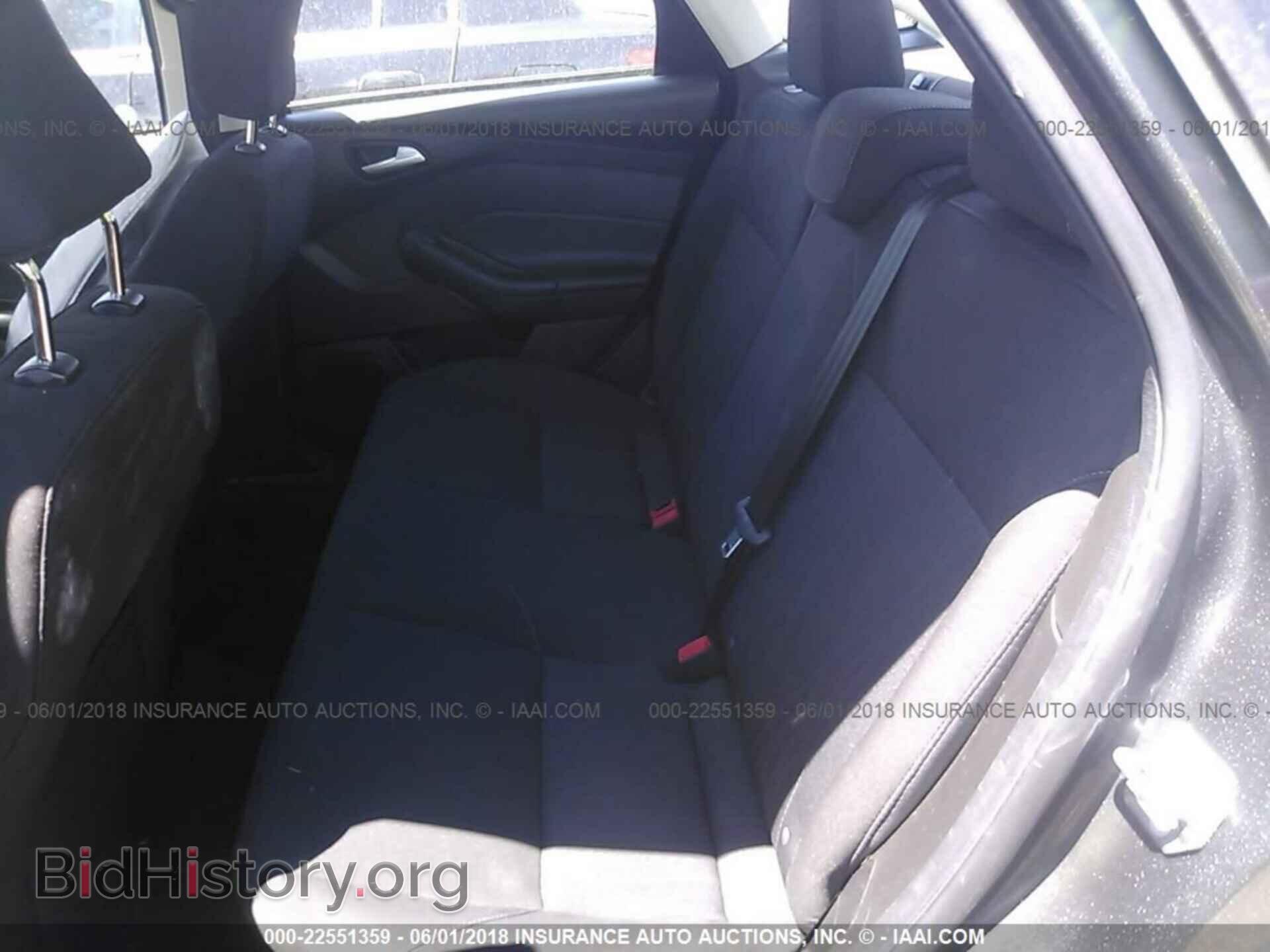 2017 Ford Focus - VIN: 1FADP3F23HL216433 - Photo 8