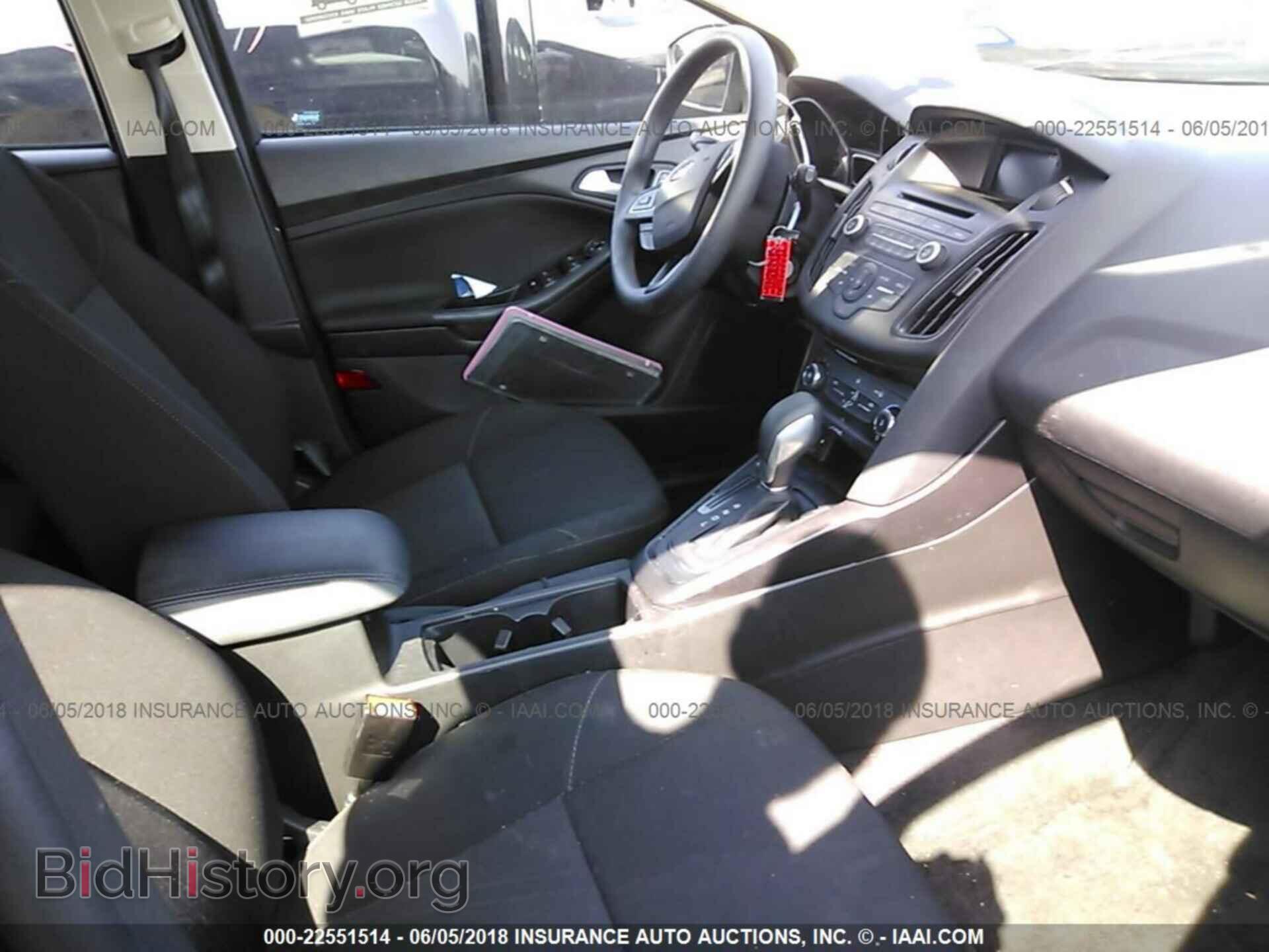 2017 Ford Focus - VIN: 1FADP3K2XHL229492 - Фото 5