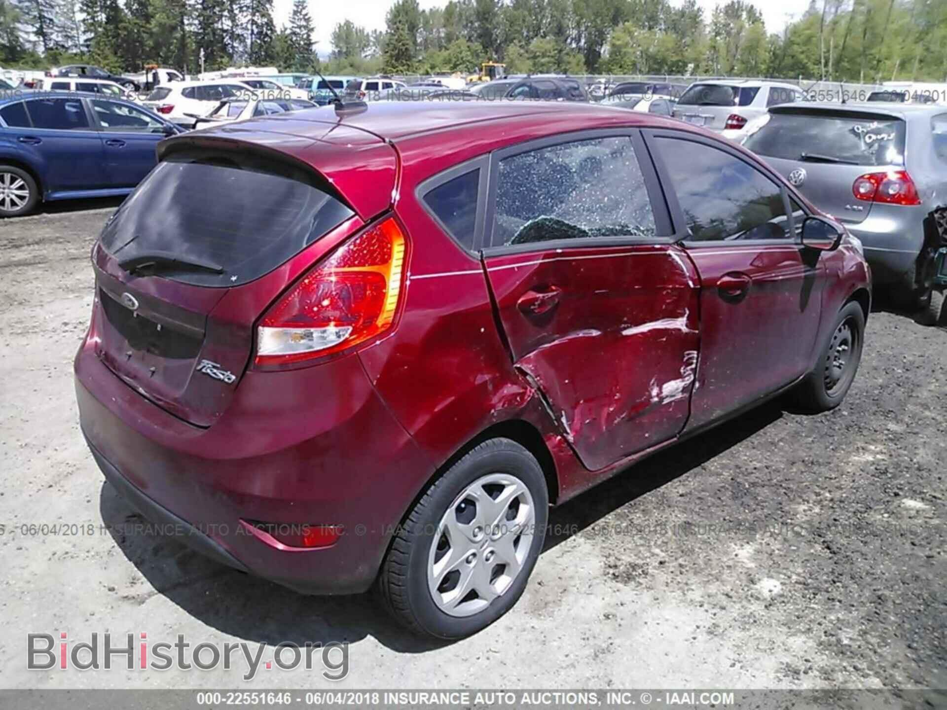 2013 Ford Fiesta - VIN: 3FADP4EJ3DM203544 - Фото 4