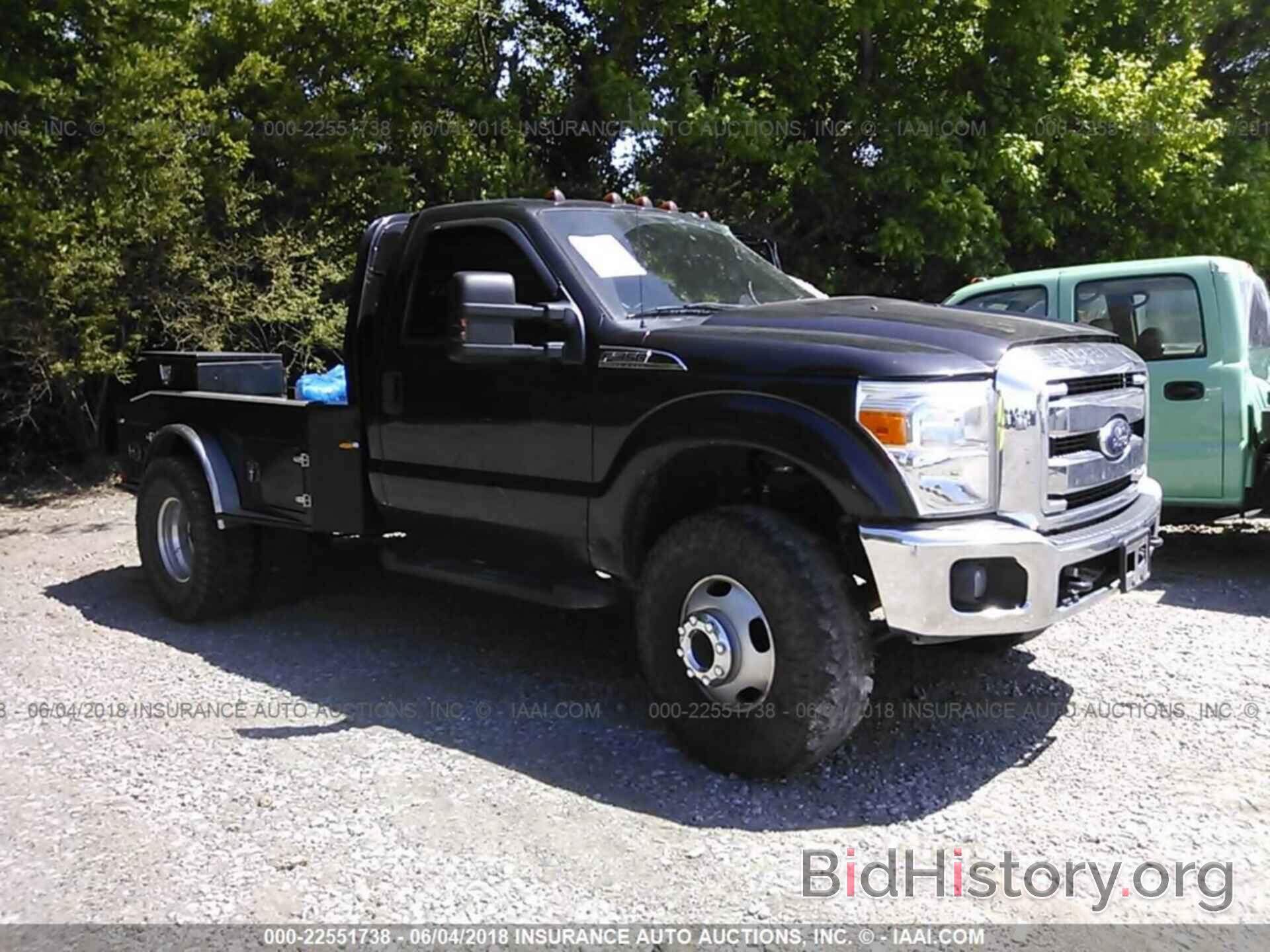 Photo 1FTRF3DT3FEA10190 - Ford F350 2015