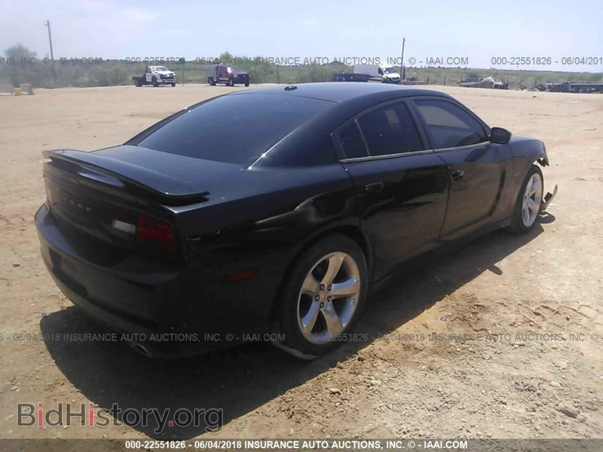 2011 Dodge Charger - VIN: 2B3CL5CT6BH555316 - Фото 4