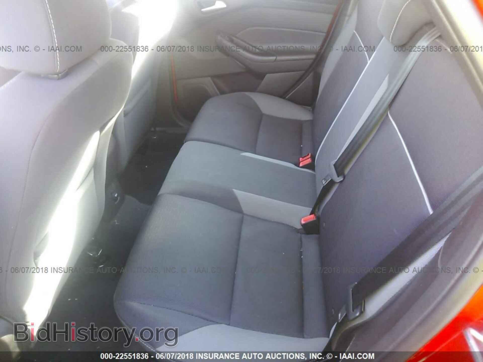 2014 Ford Focus - VIN: 1FADP3K27EL431007 - Photo 8