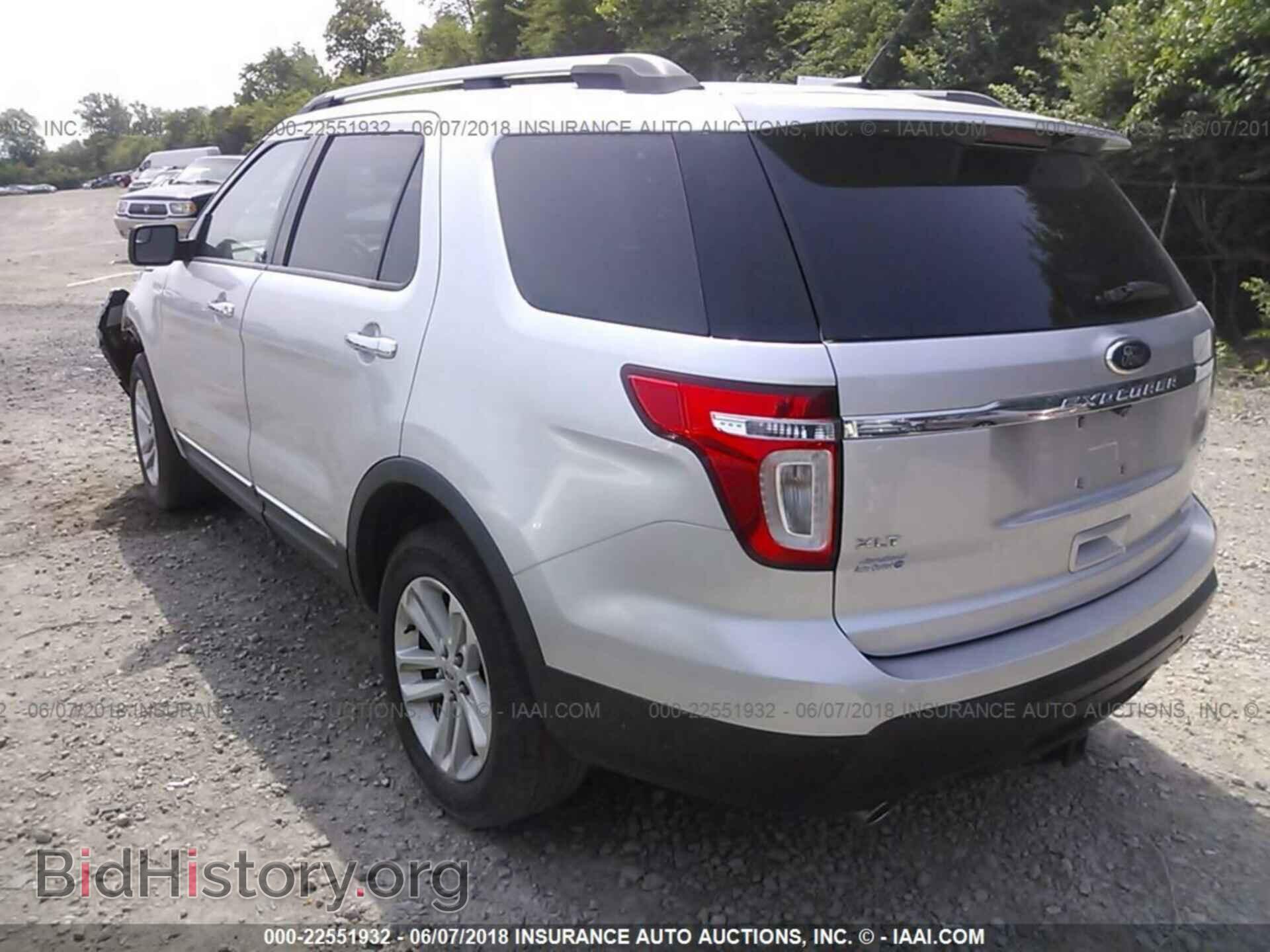 2011 Ford Explorer - VIN: 1FMHK8D80BGA14742 - Фото 3