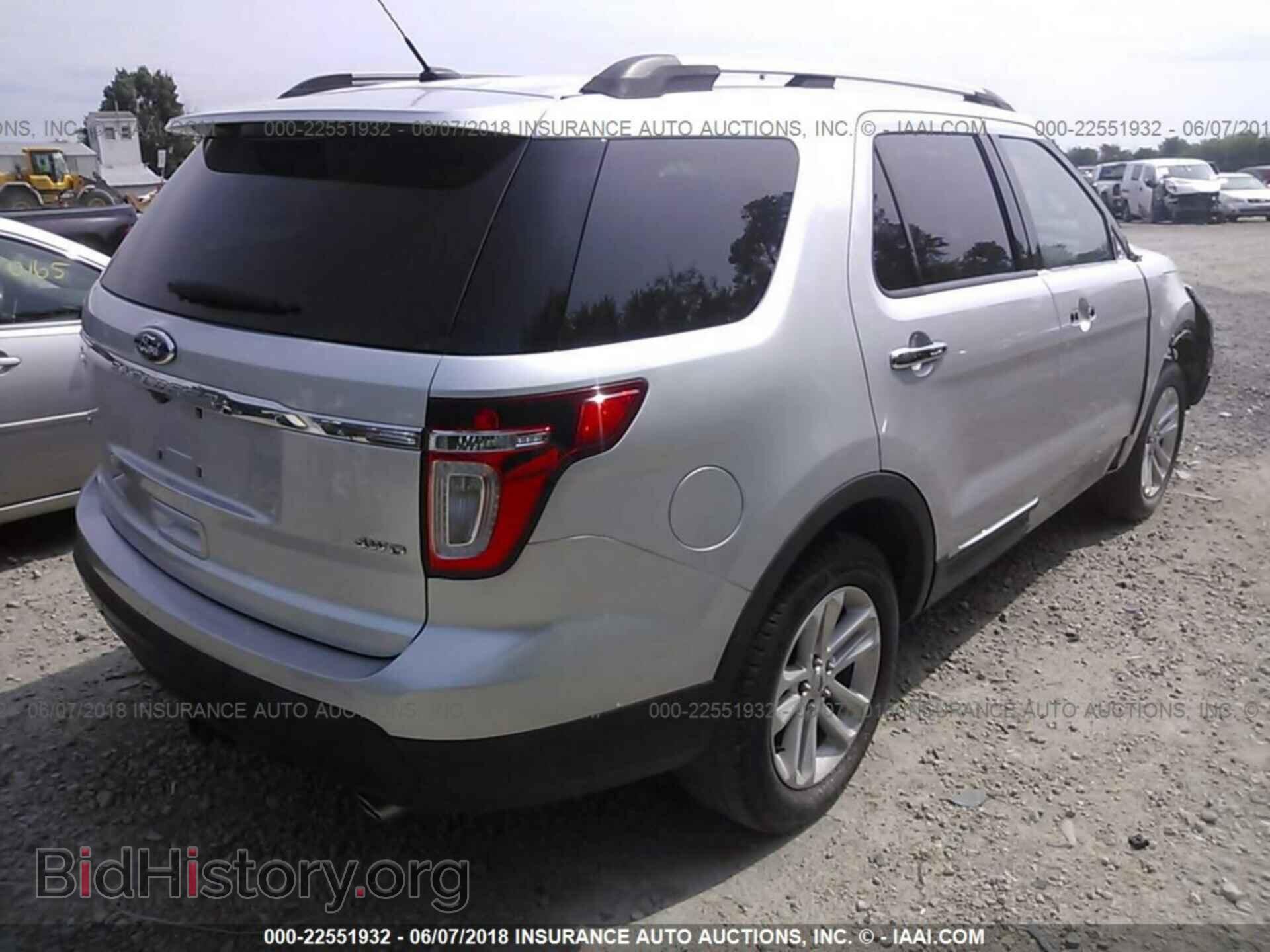 2011 Ford Explorer - VIN: 1FMHK8D80BGA14742 - Фото 4