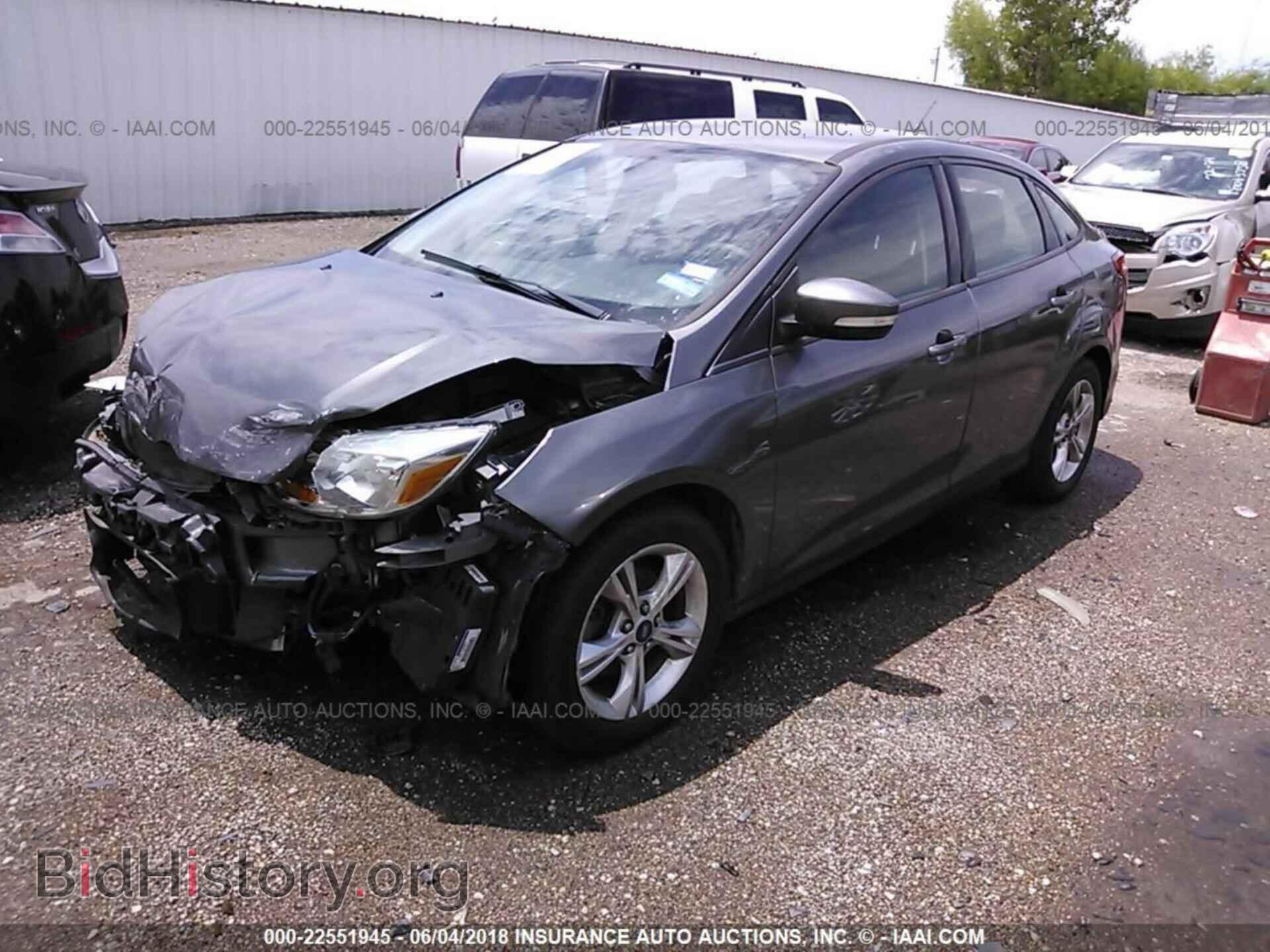 2013 Ford Focus - VIN: 1FADP3F25DL267751 - Photo 2