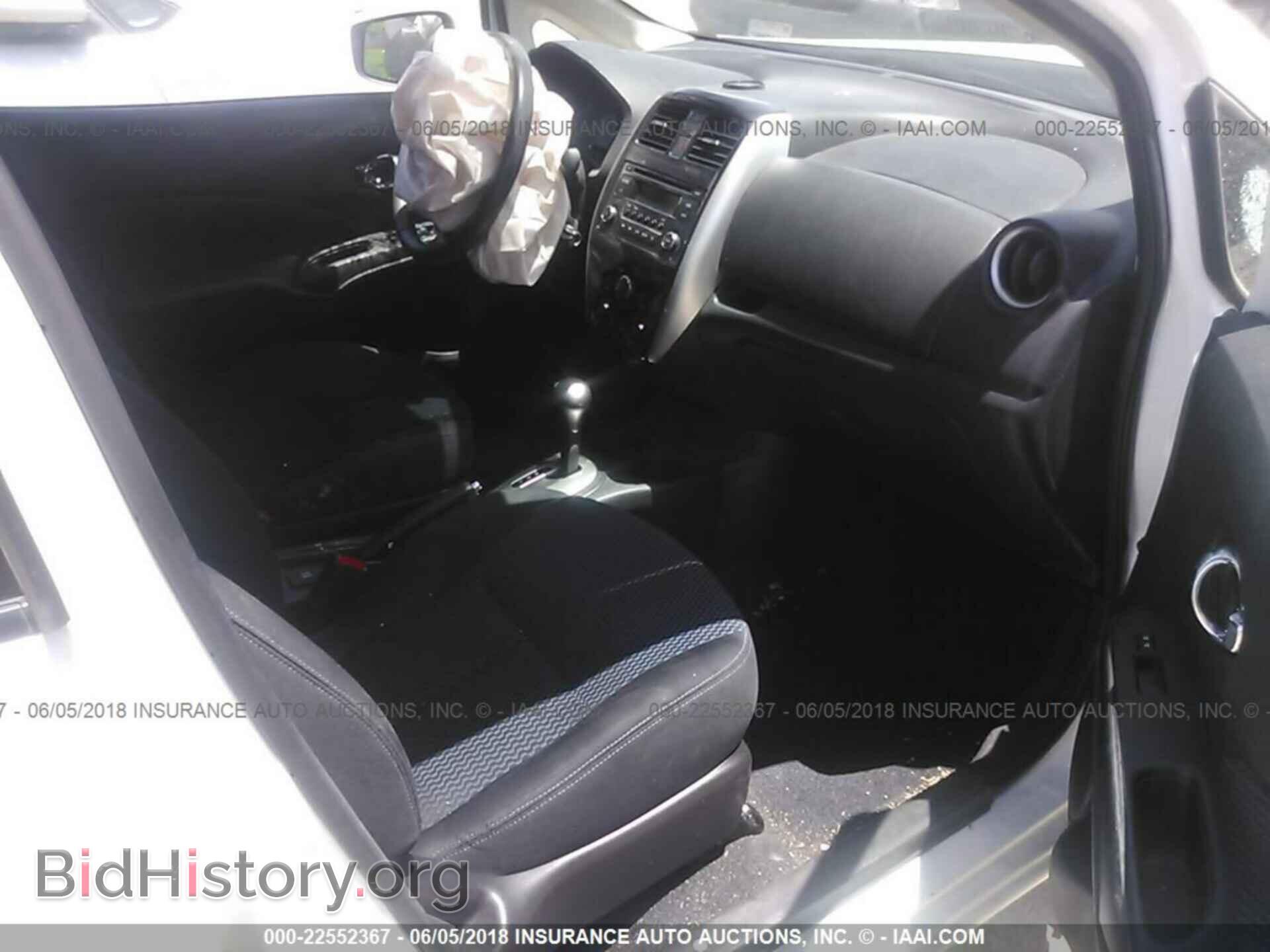 2015 Nissan Versa note - VIN: 3N1CE2CP8FL381582 - Фото 5