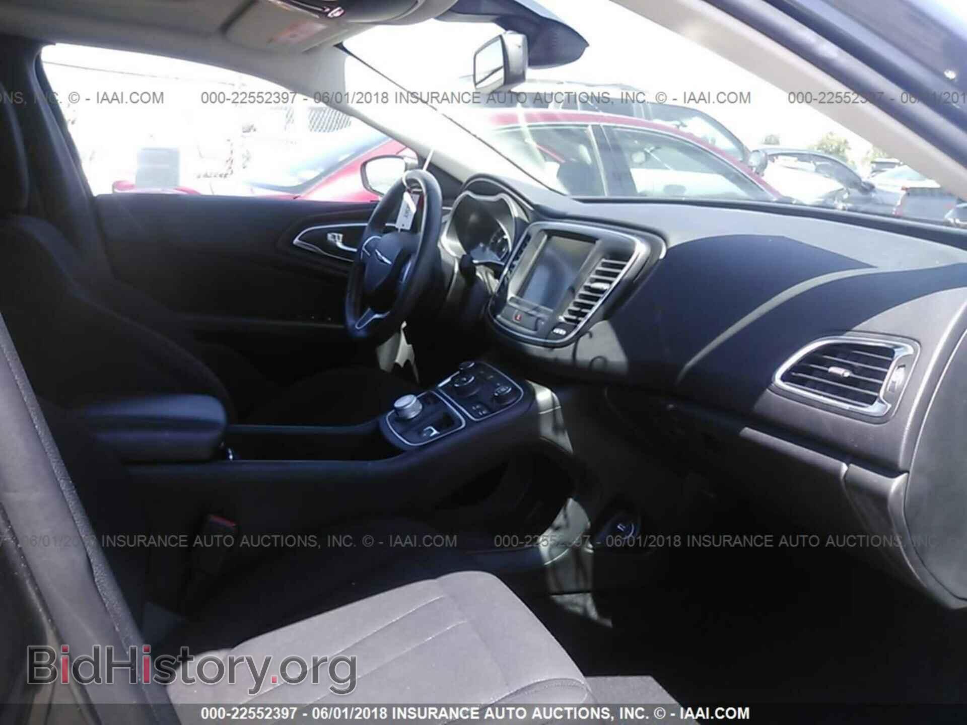 2015 Chrysler 200 - VIN: 1C3CCCAB7FN652202 - Фото 5