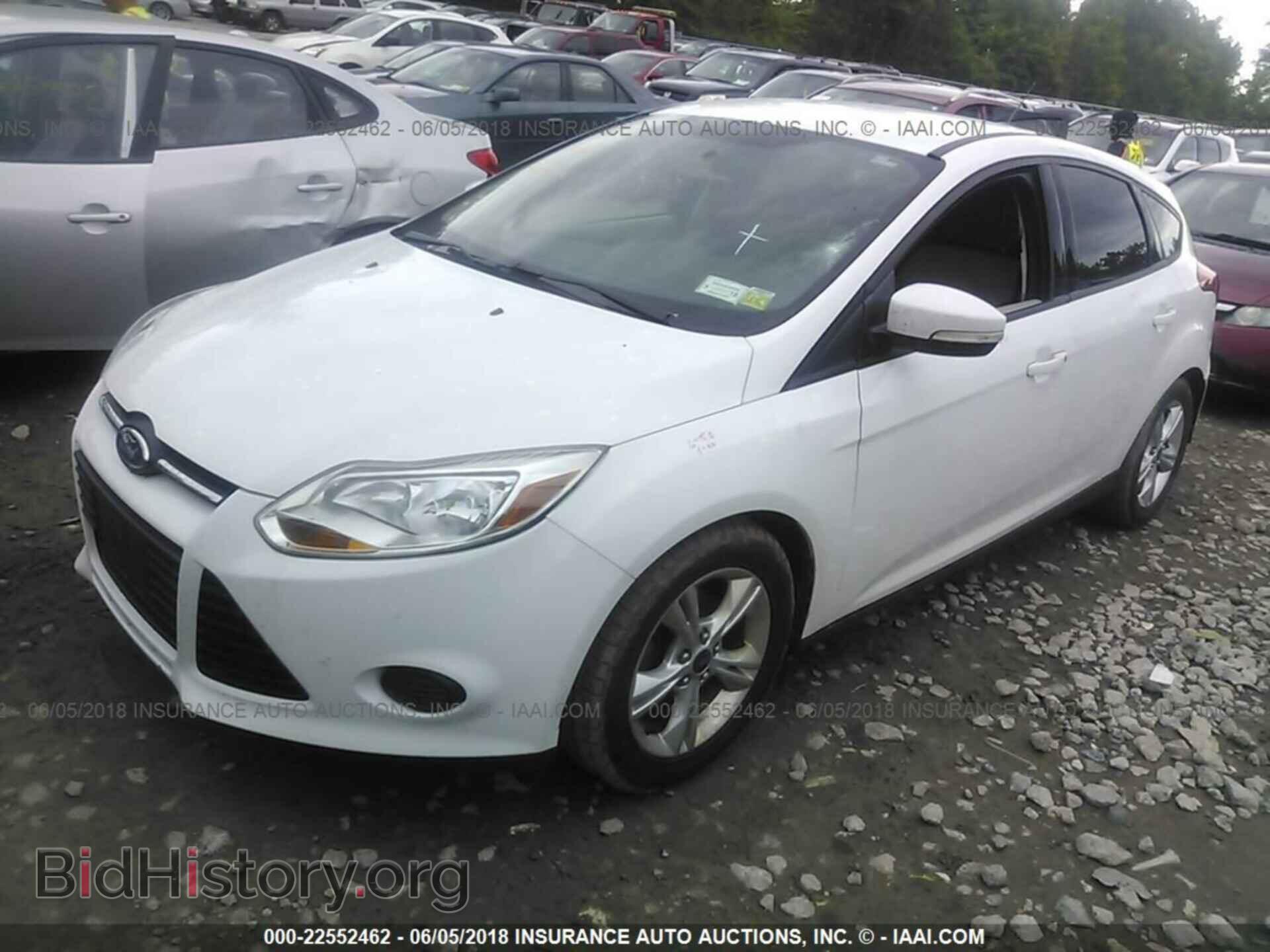 2014 Ford Focus - VIN: 1FADP3K28EL163049 - Фото 2