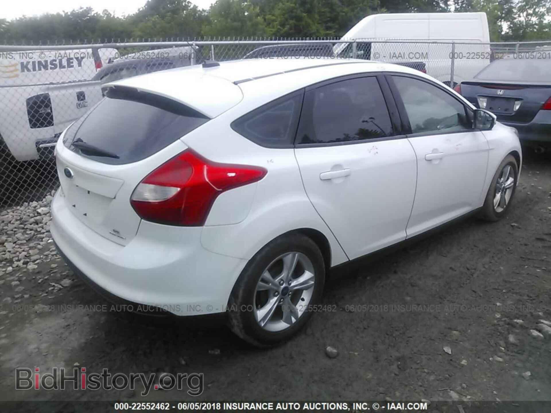 2014 Ford Focus - VIN: 1FADP3K28EL163049 - Фото 4