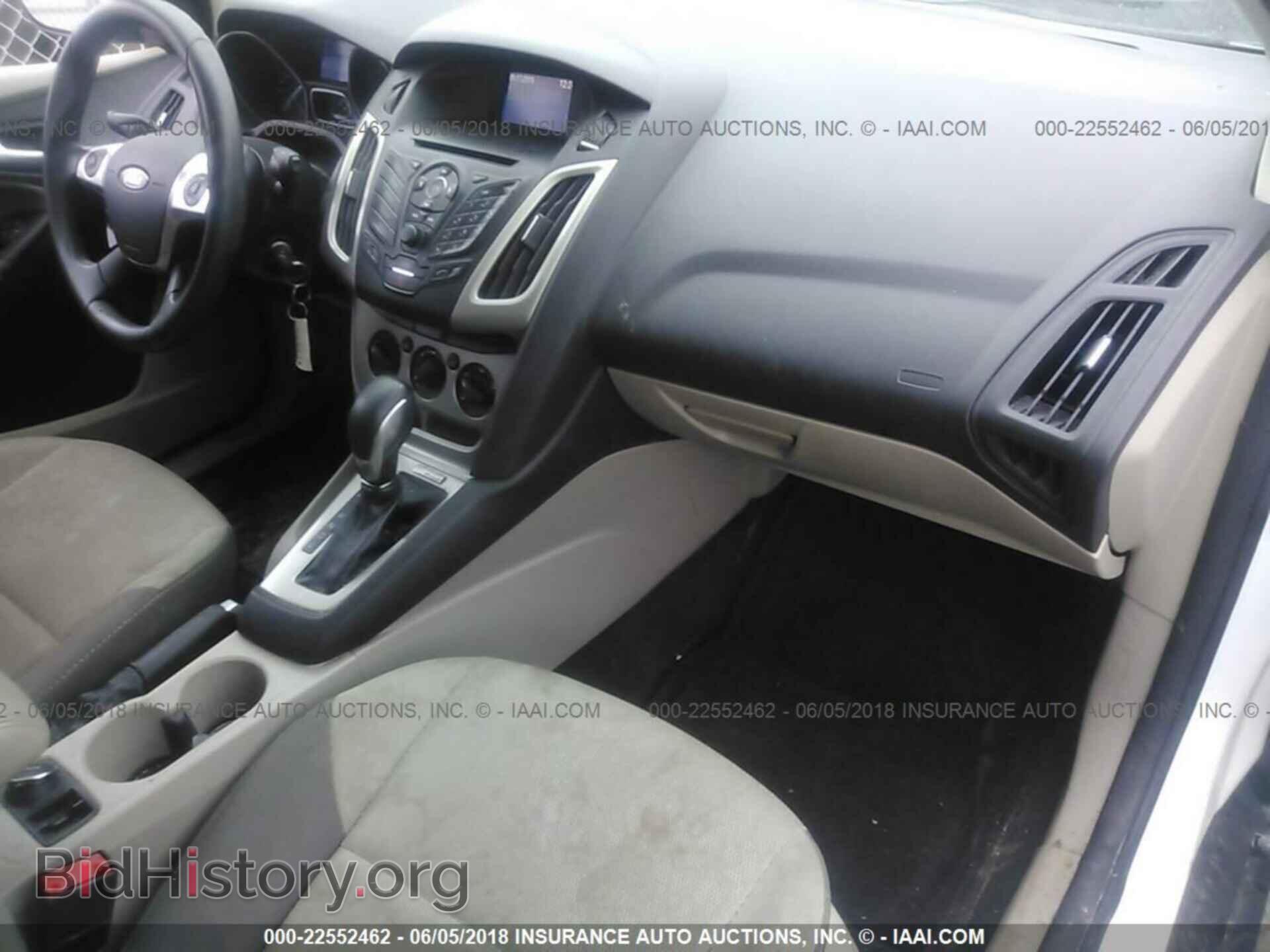 2014 Ford Focus - VIN: 1FADP3K28EL163049 - Фото 5