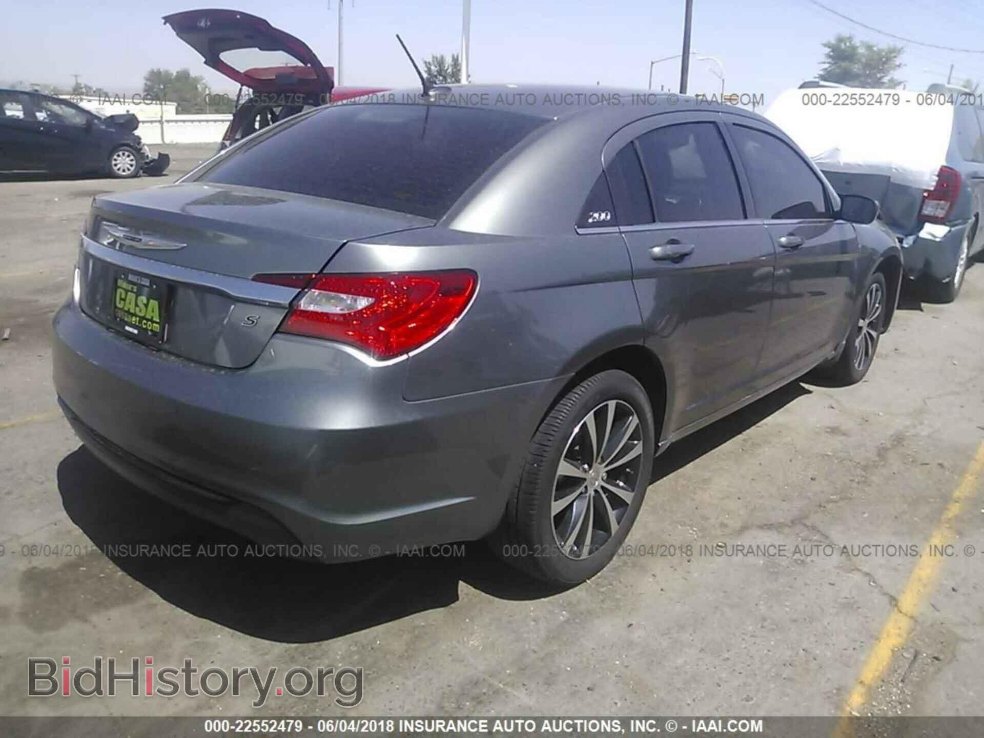 2013 Chrysler 200 - VIN: 1C3CCBBB5DN575481 - Фото 4
